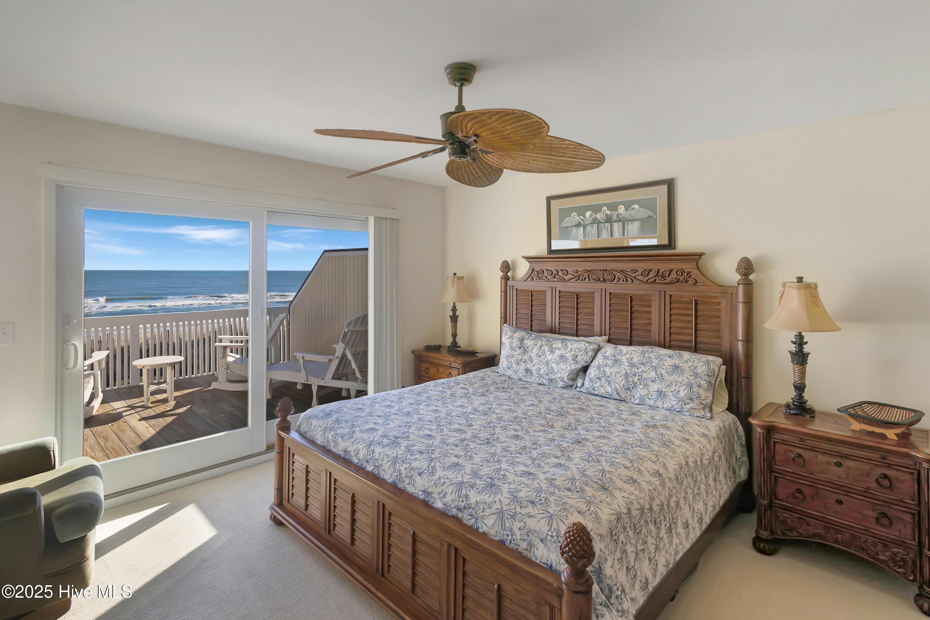 100547069 | Photo 14