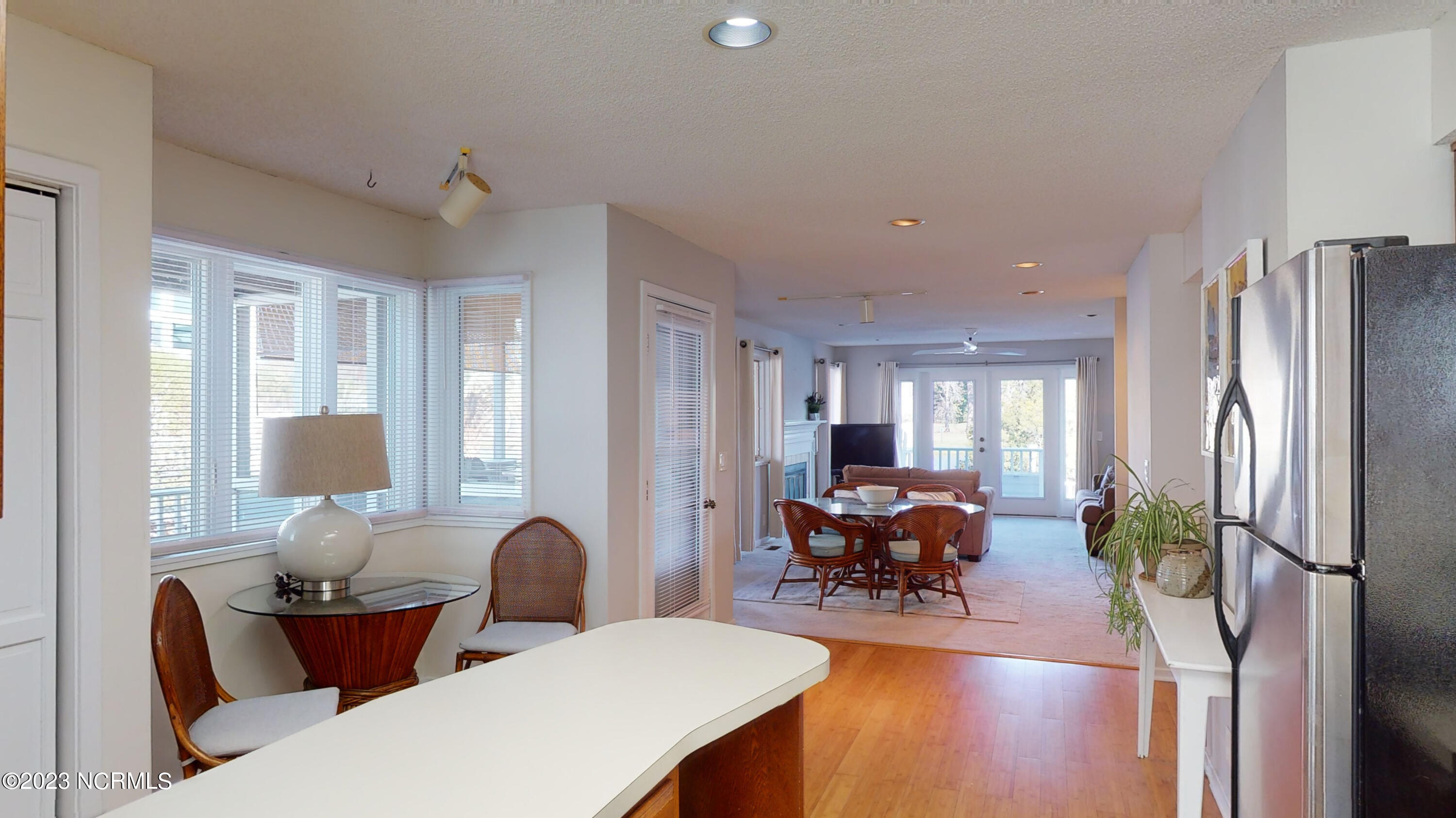 100537527 | Photo 14