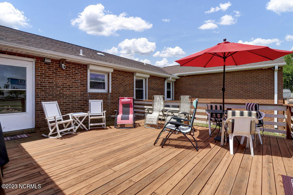 116 Myrtle Avenue, Kure Beach, NC, 28449