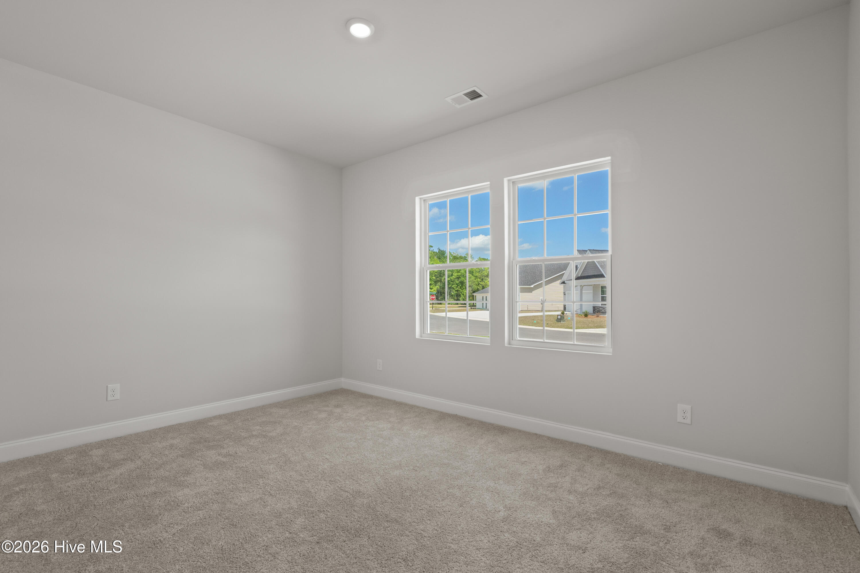 100554702 | Photo 29