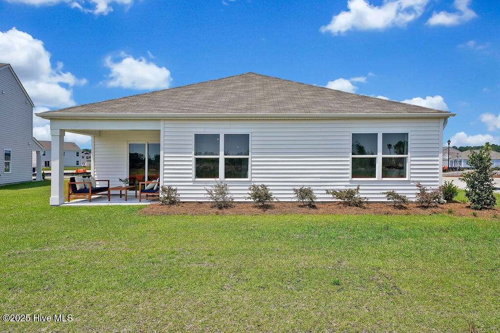 100541770 | Photo 33