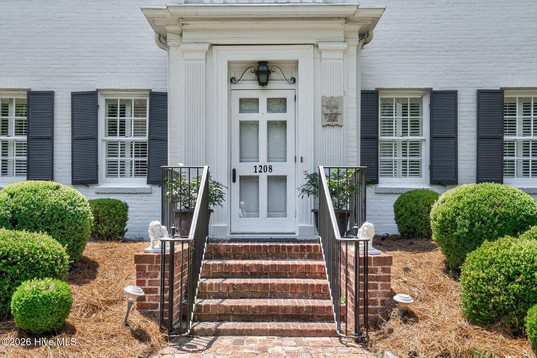 Homes for sale in Tarboro, NC | 1208 N Main St, Tarboro, NC 27886 | MLS# 100575791