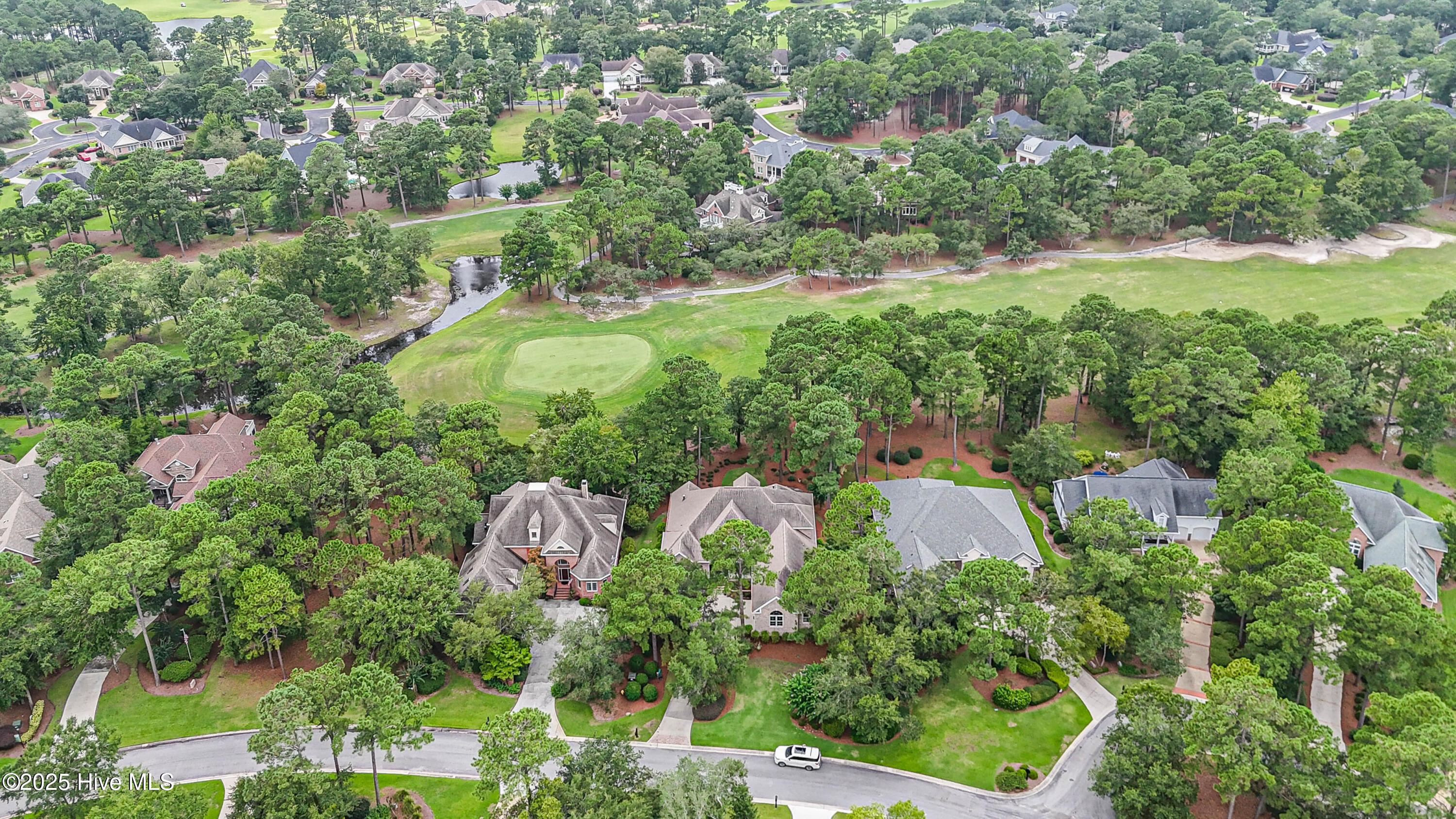 100549675 | Photo 61