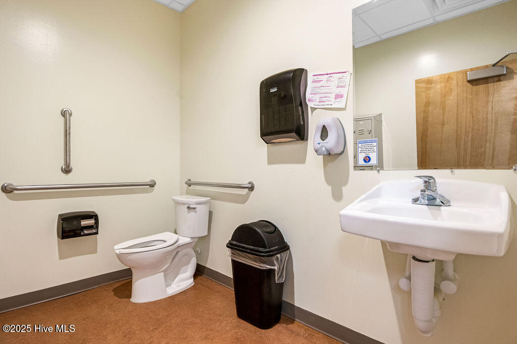 4275 Western Boulevard, Jacksonville, NC, 28546