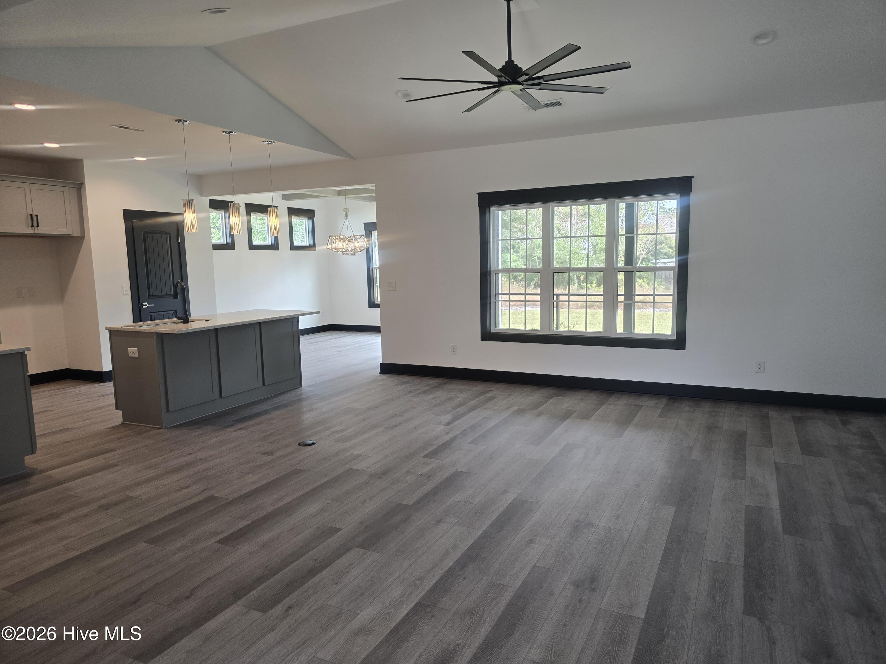 Photo 4 of Single family home for sale at 107 Weathersbee Dr, Hampstead, NC 28443 | MLS# 100607216 | Listing updated on 2026-10-09