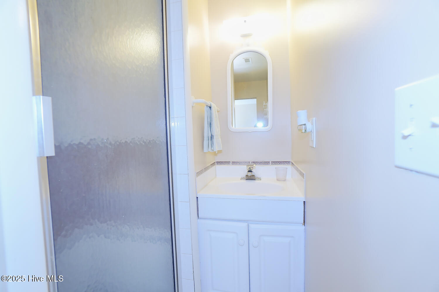 100534449 | Photo 27