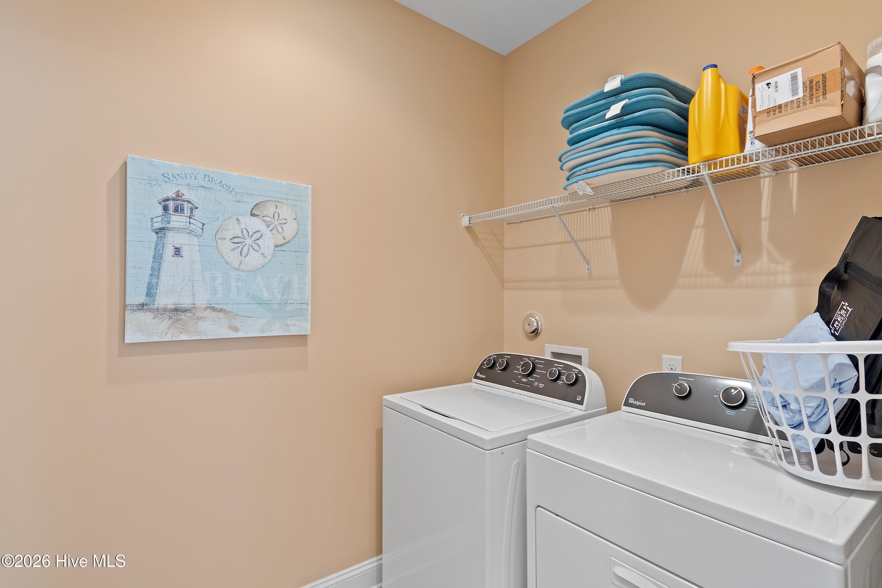 100549394 | Photo 26