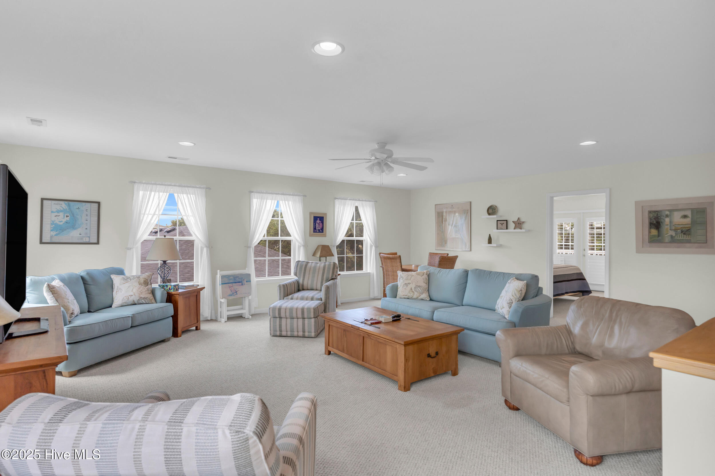 100522612 | Photo 31