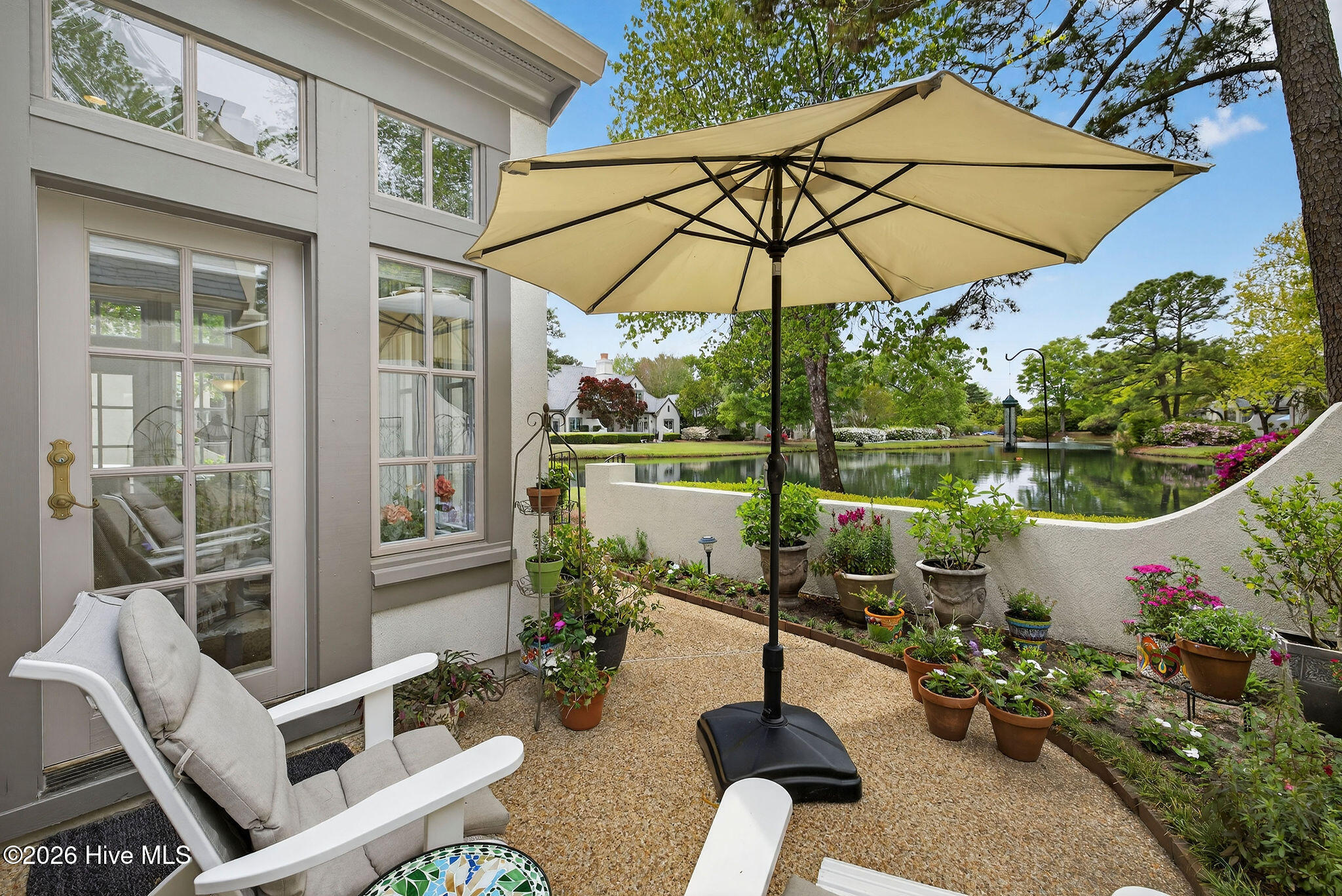 100565960 | Photo 11