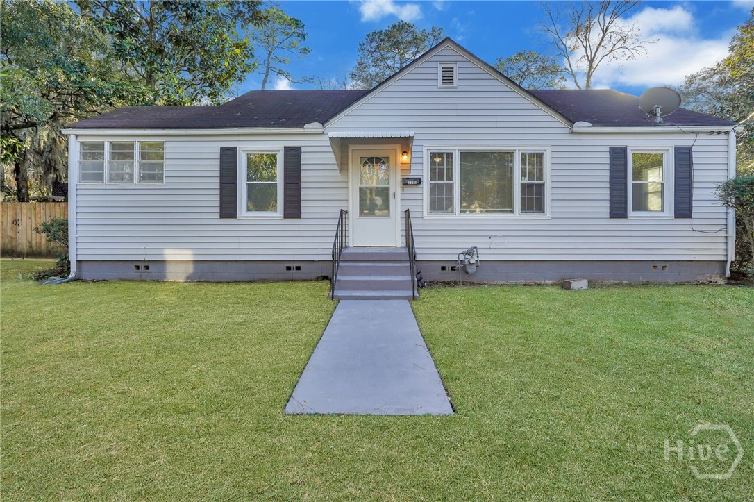 1st image of 2205 Texas Ave, Savannah, GA 31404 | MLS# SA362154