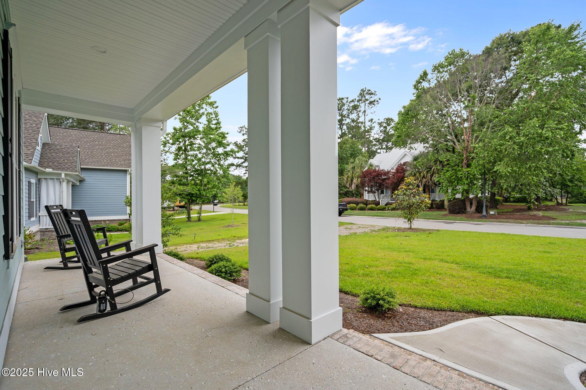 100564627 | Photo 62