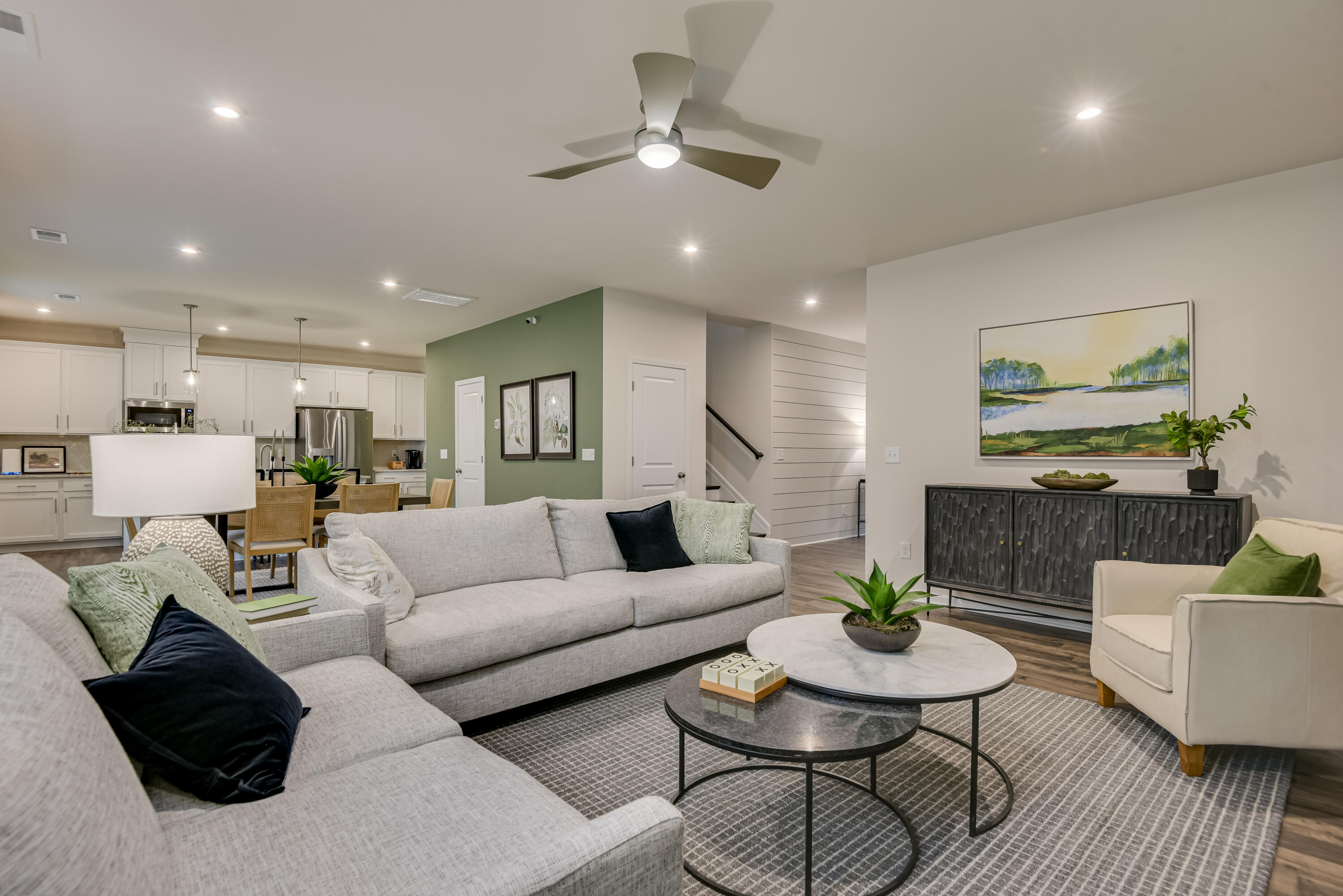 12-112-DSC_9128LRenfused