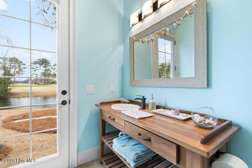 100558482 | Photo 56