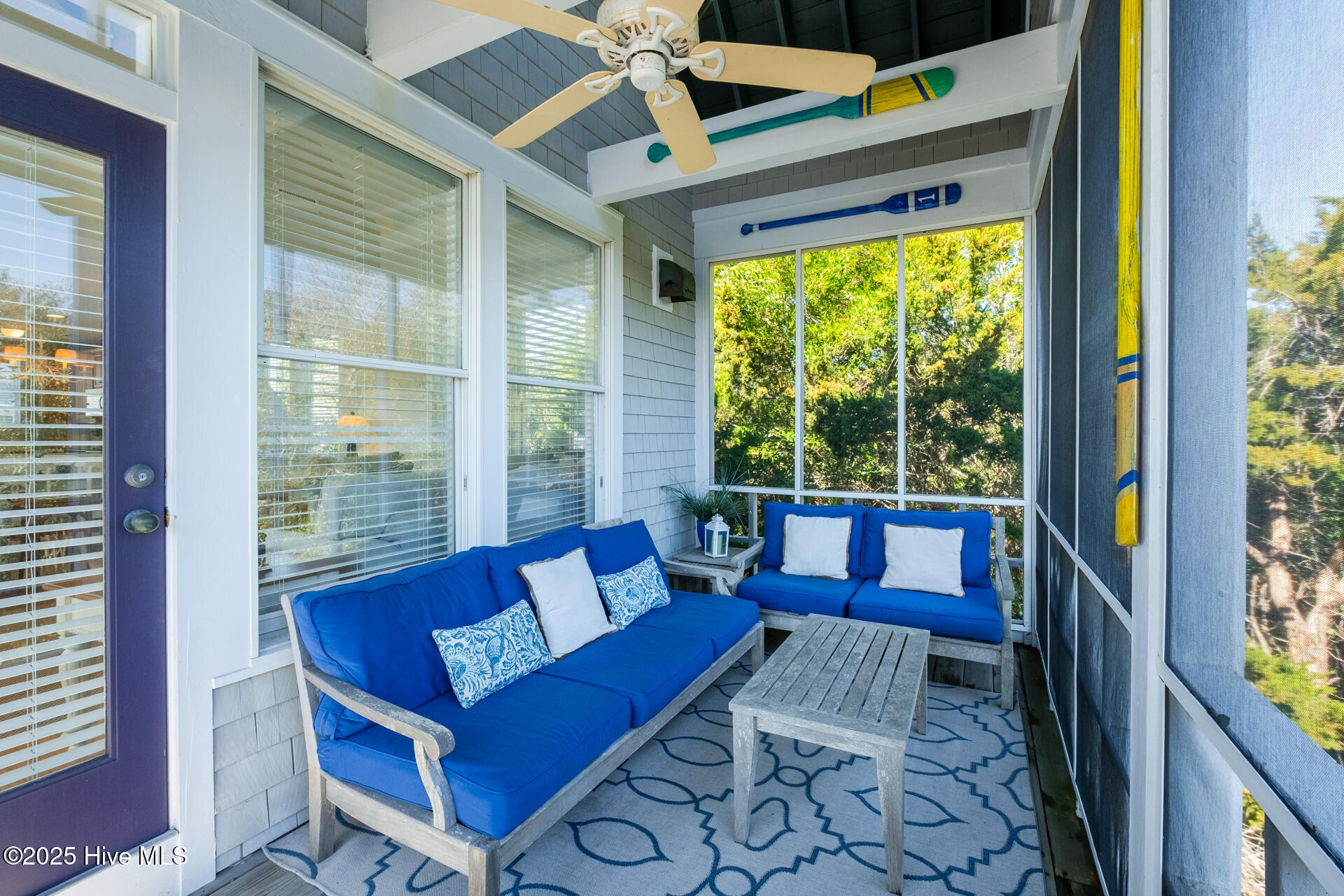 100493663 | Photo 21