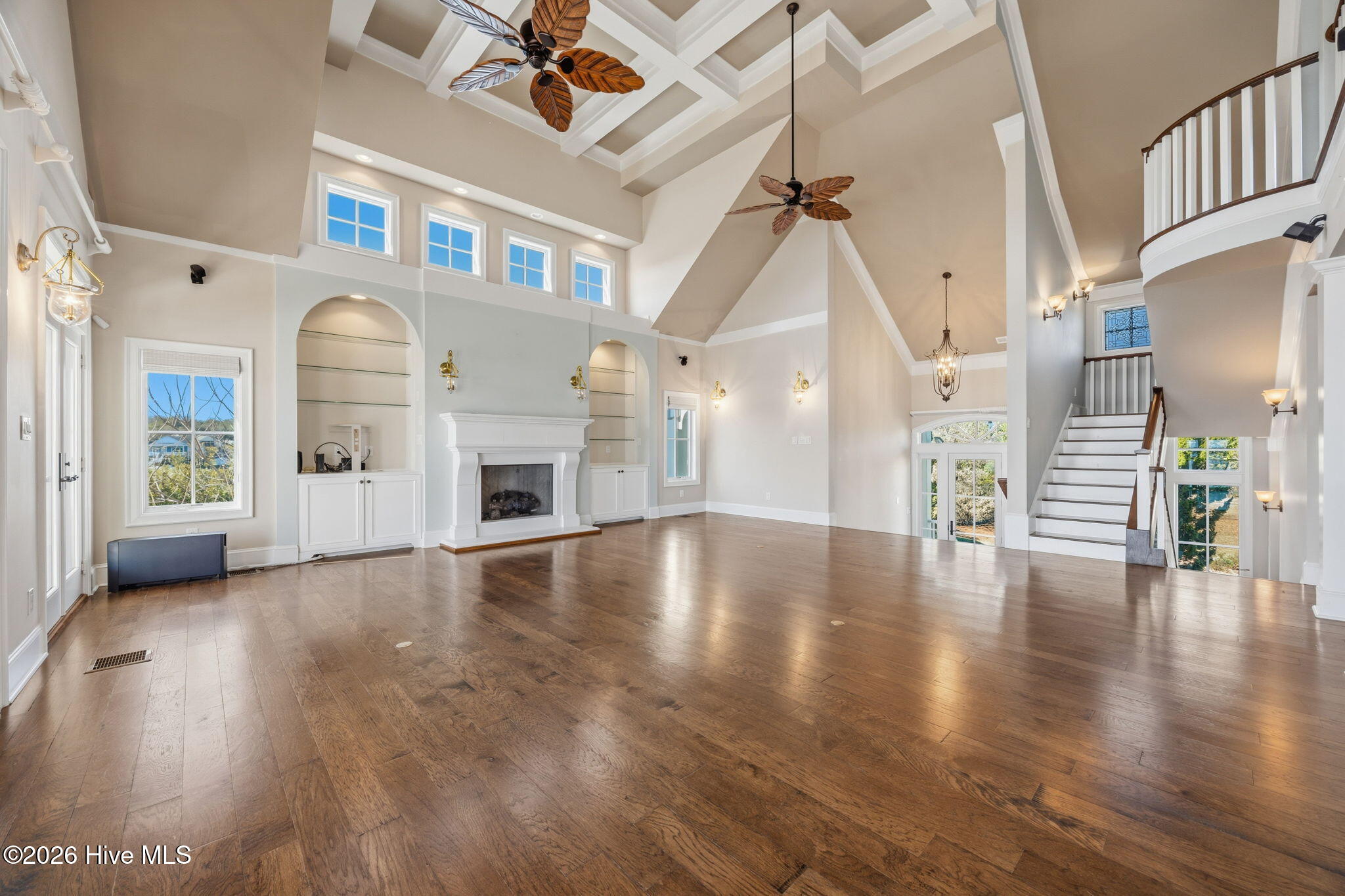 100561060 | Photo 12