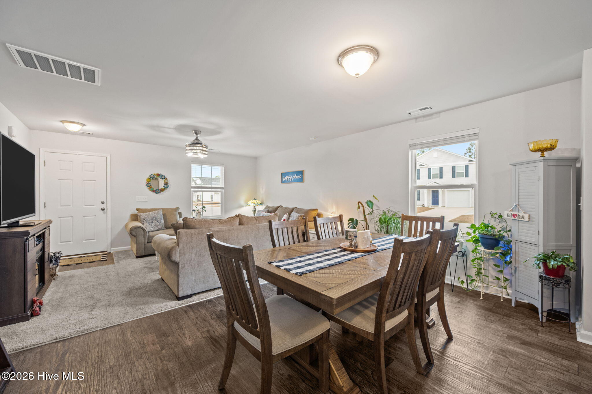 100552202 | Photo 27