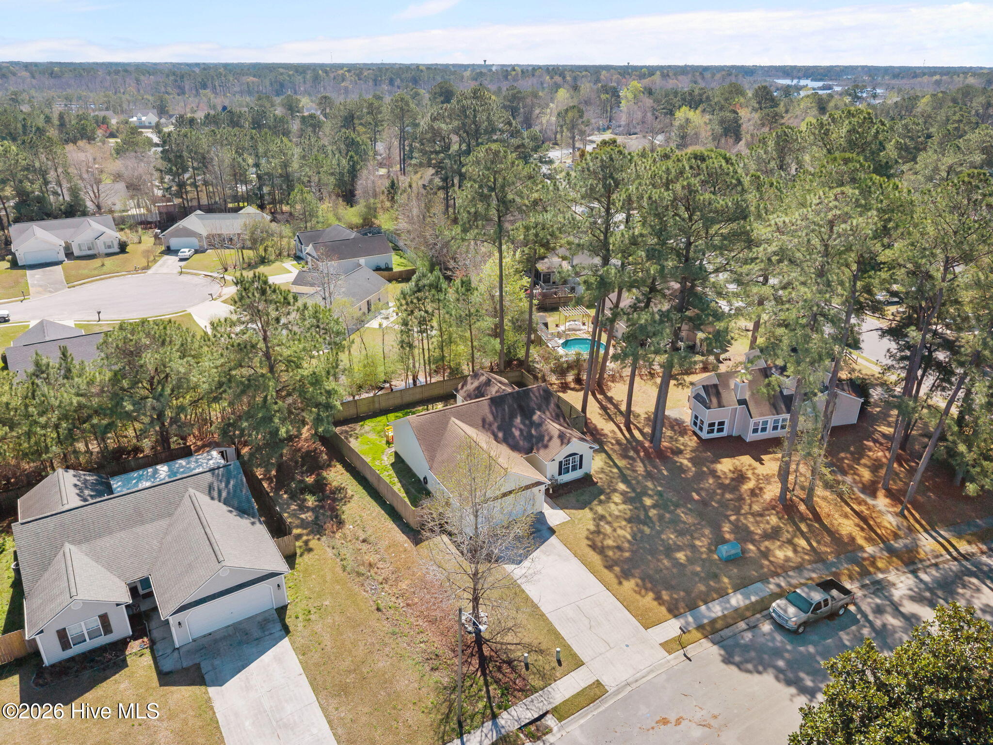 100561399 | Photo 26