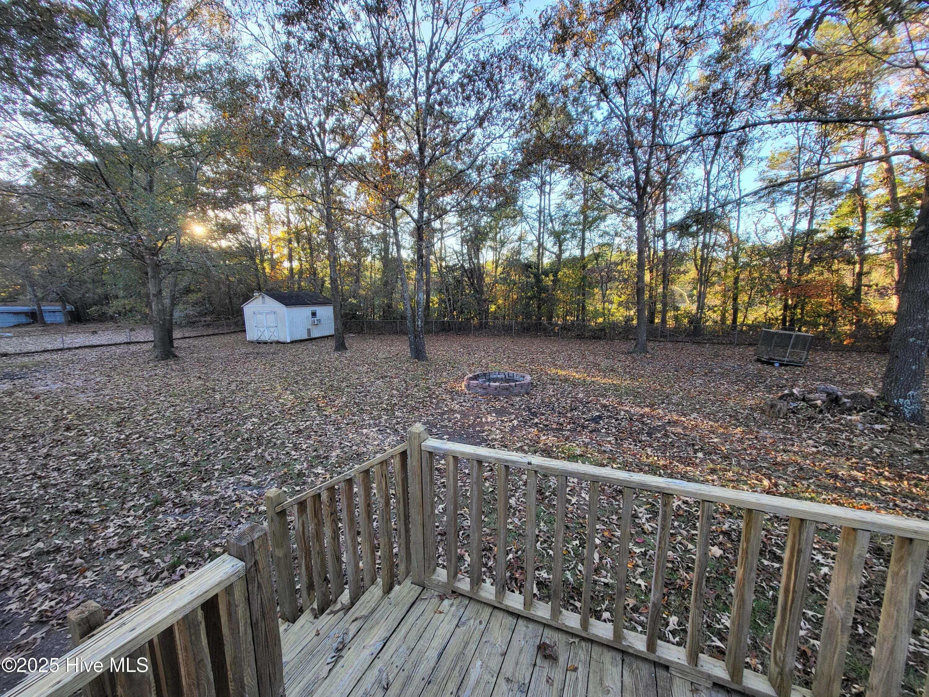 100540995 | Photo 13