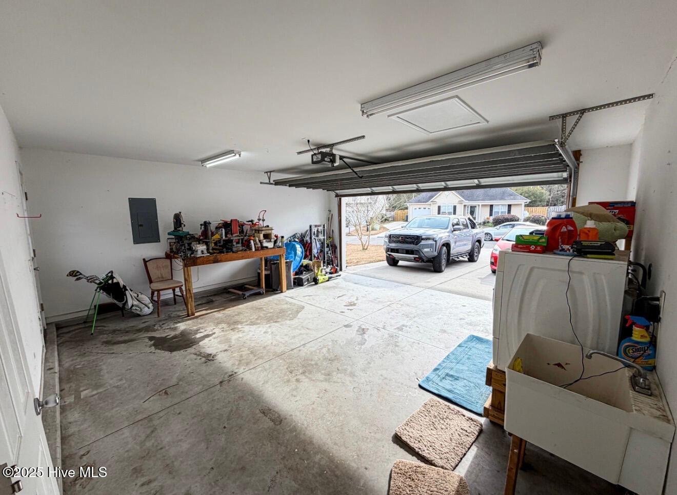 100546058 | Photo 10