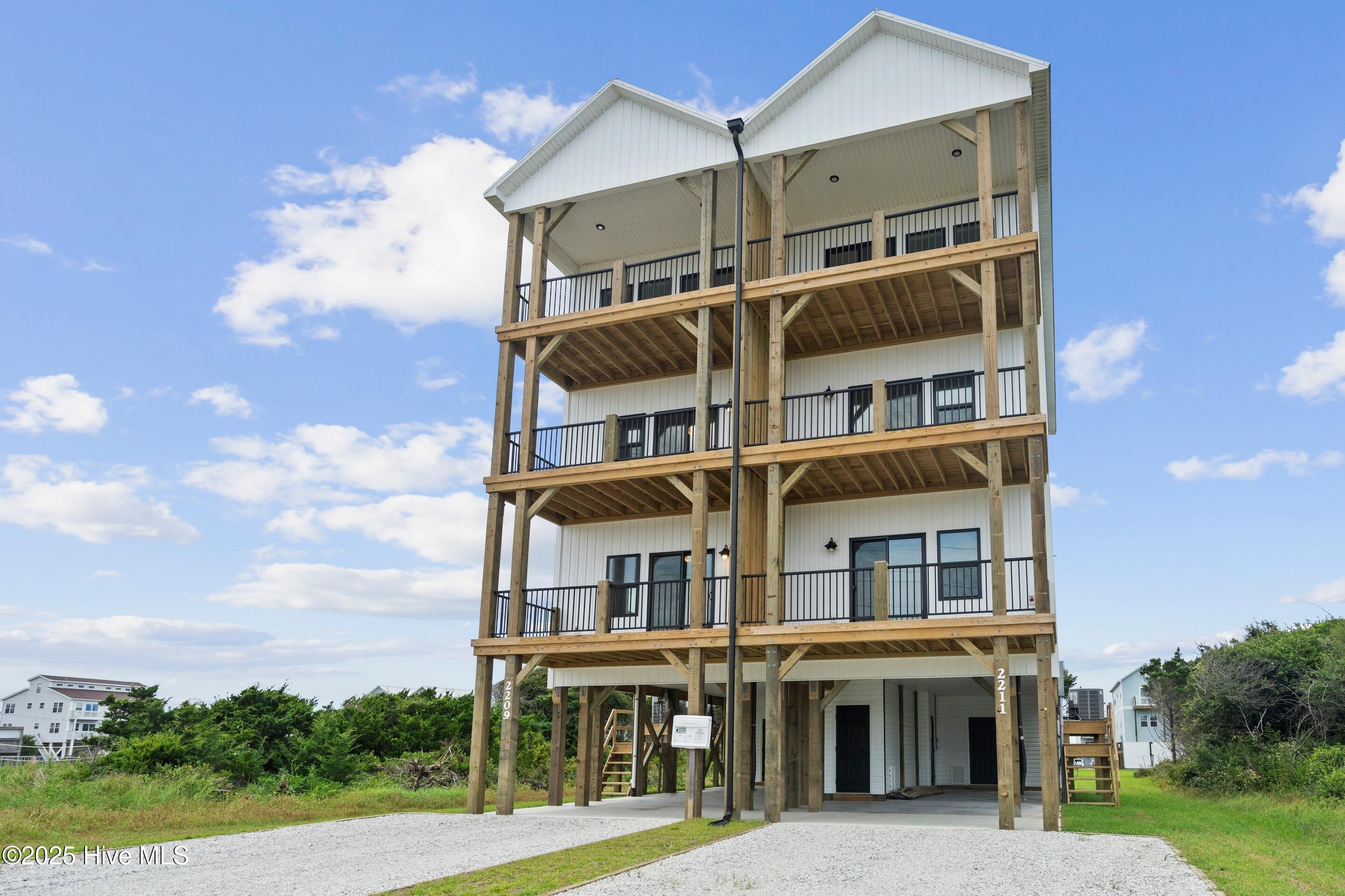 Homes for sale in North Topsail Beach, NC | 2211 New River Inlet Rd #18b, North Topsail Beach, NC 28460 | MLS# 100478479
