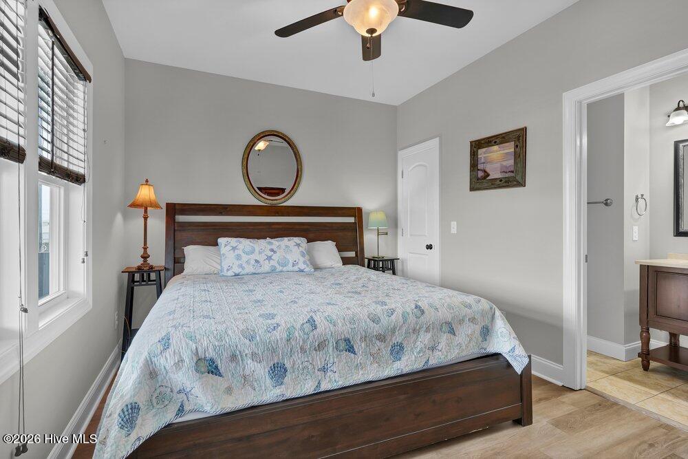 100567511 | Photo 27