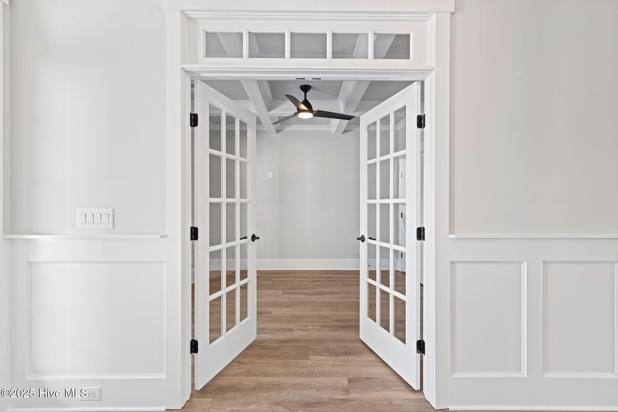 100522532 | Photo 43