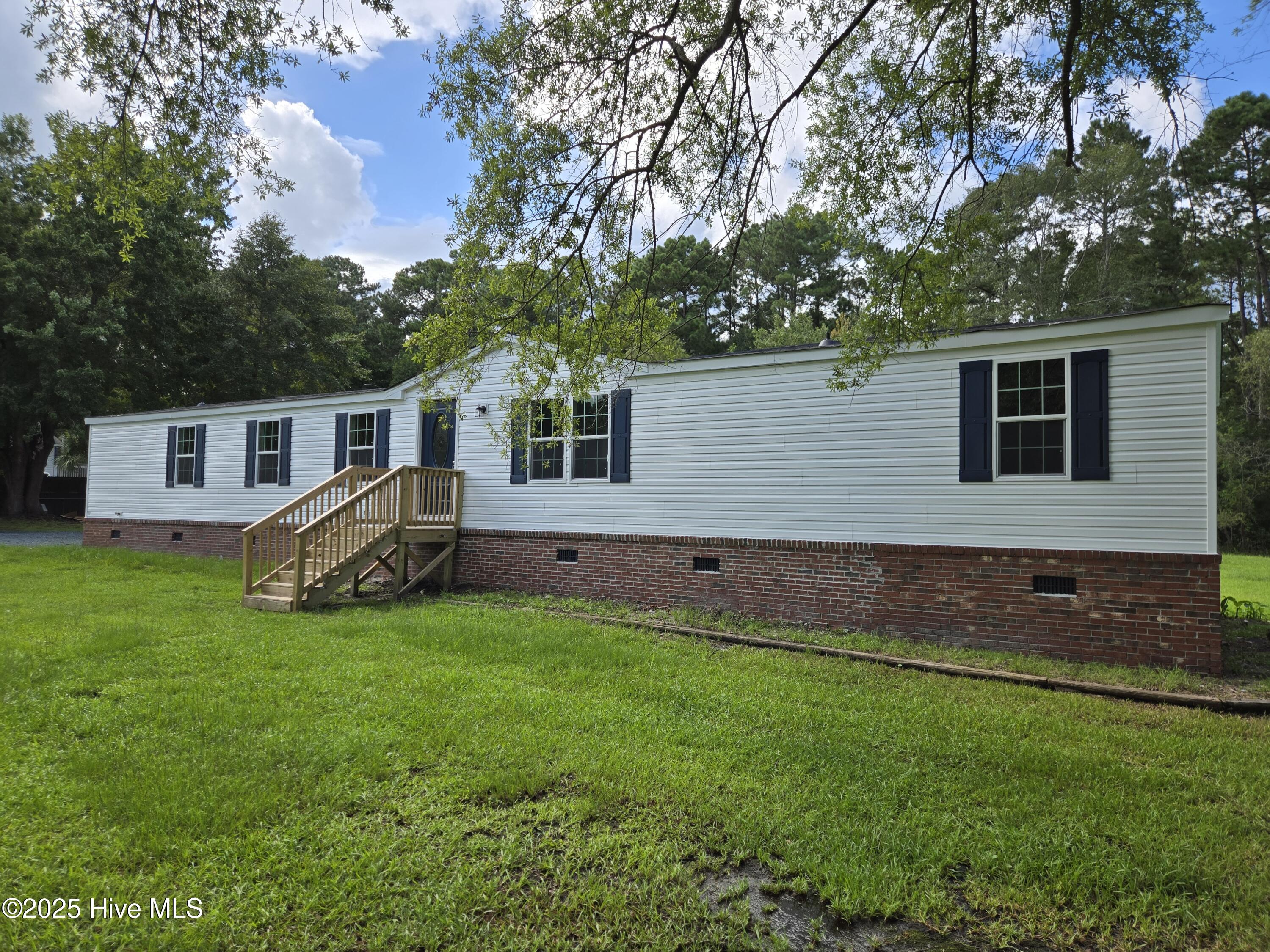 288 Lanier Avenue, Rocky Point, NC 28457 – photo 2: 20250806_165030