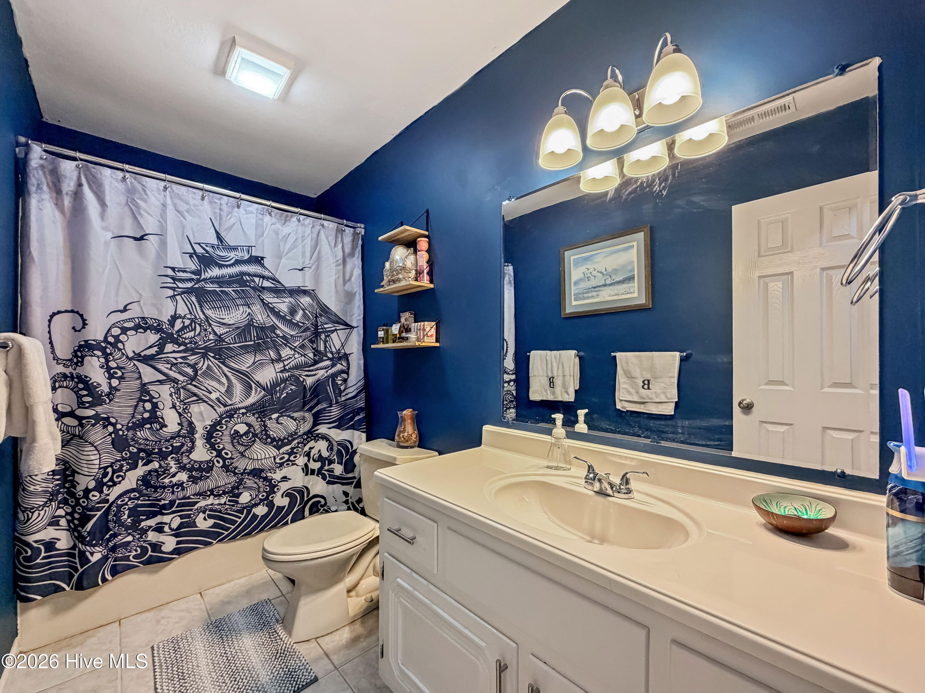 100564725 | Photo 17