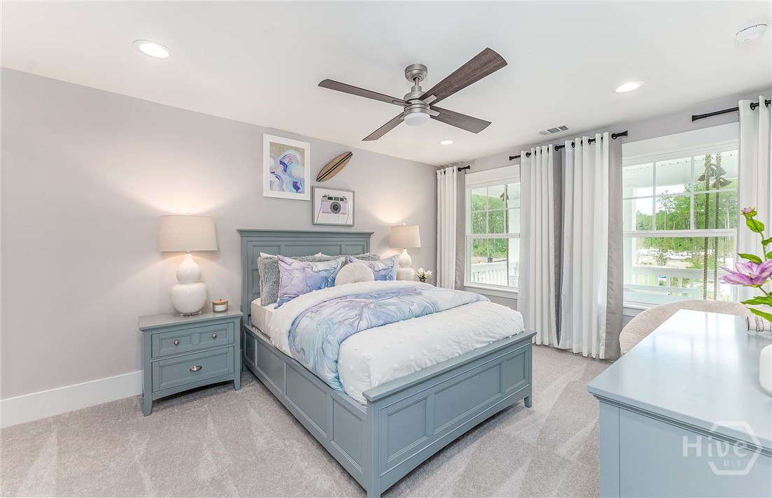 Pictures, photographs, colors, features, and sizes are for illustration purposes only and will vary from the homes as built.