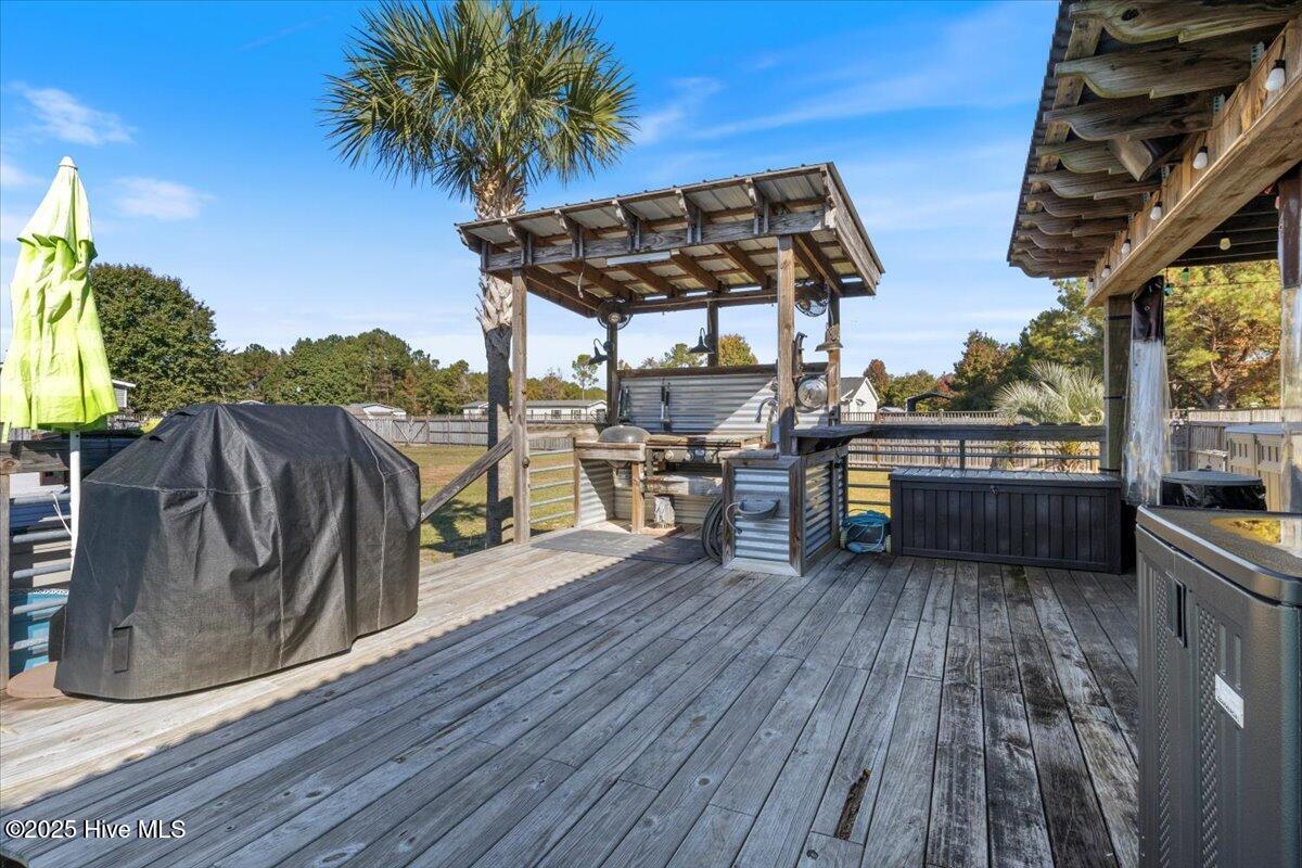 100539175 | Photo 41