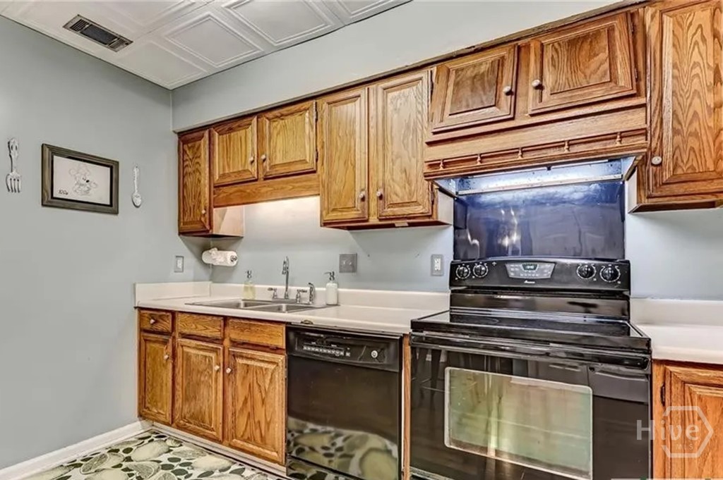 5020 Laroche Avenue, Savannah, GA 31406 Listing Photo  13