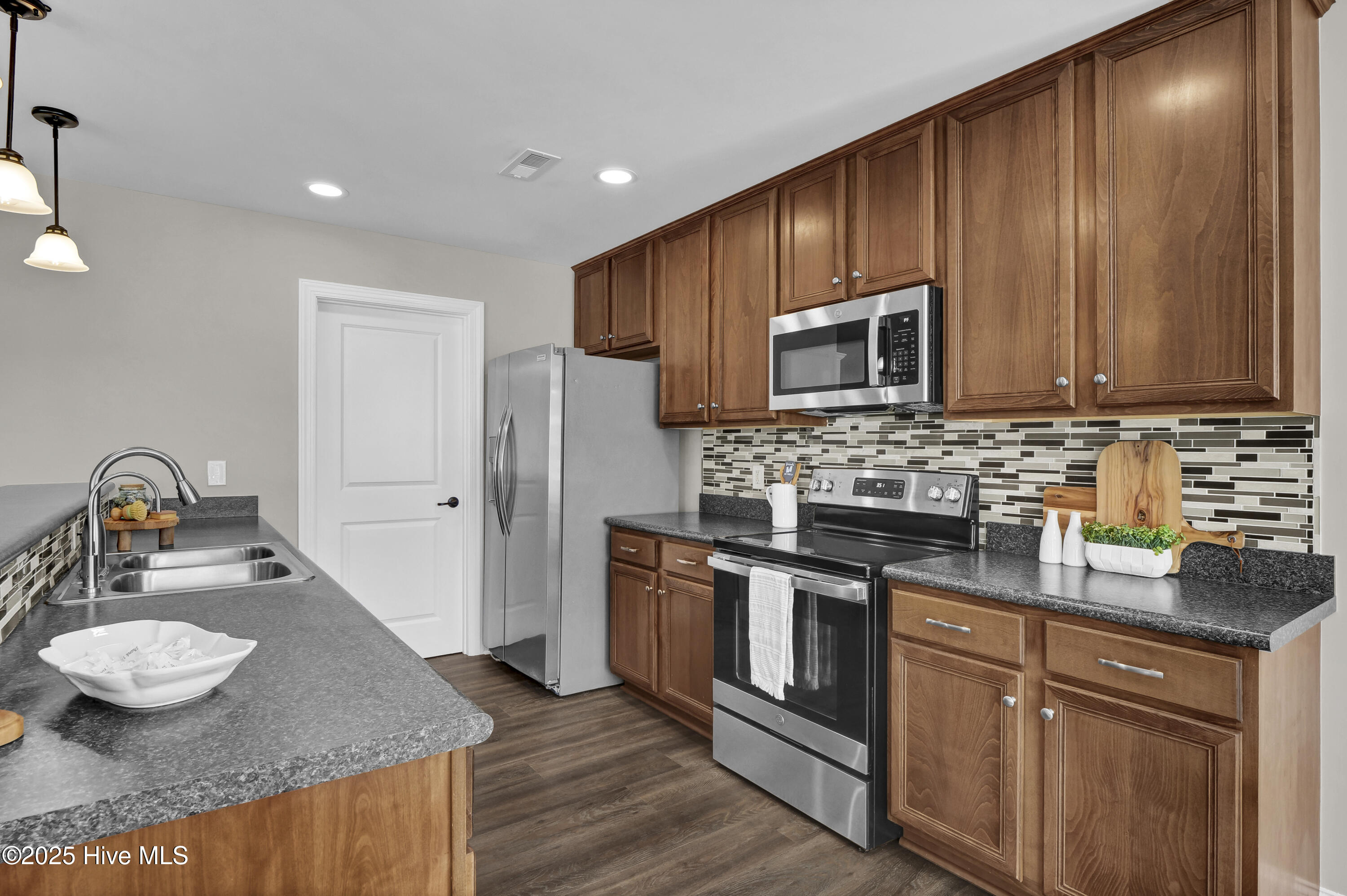 100539552 | Photo 13