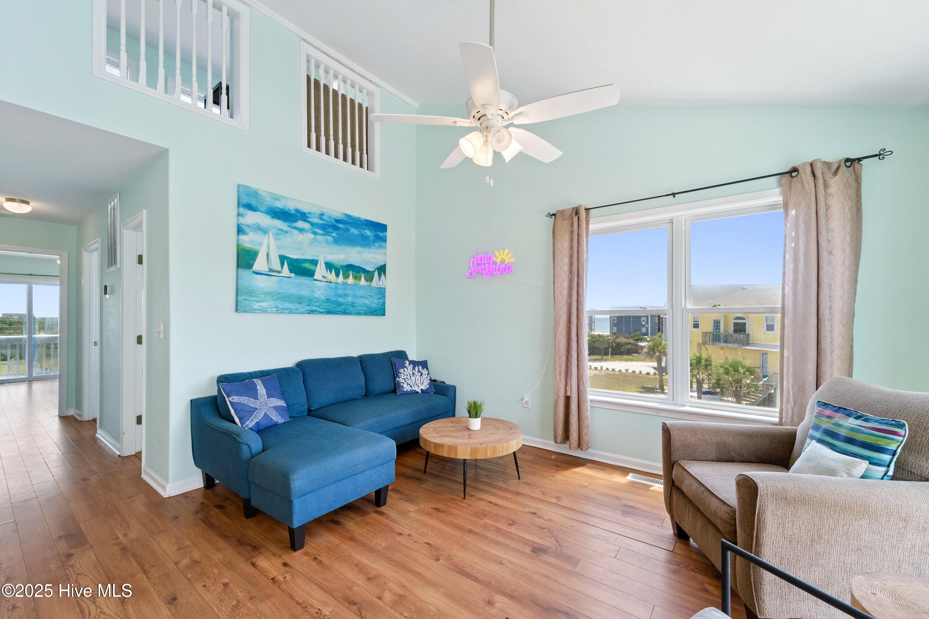 100556675 | Photo 116