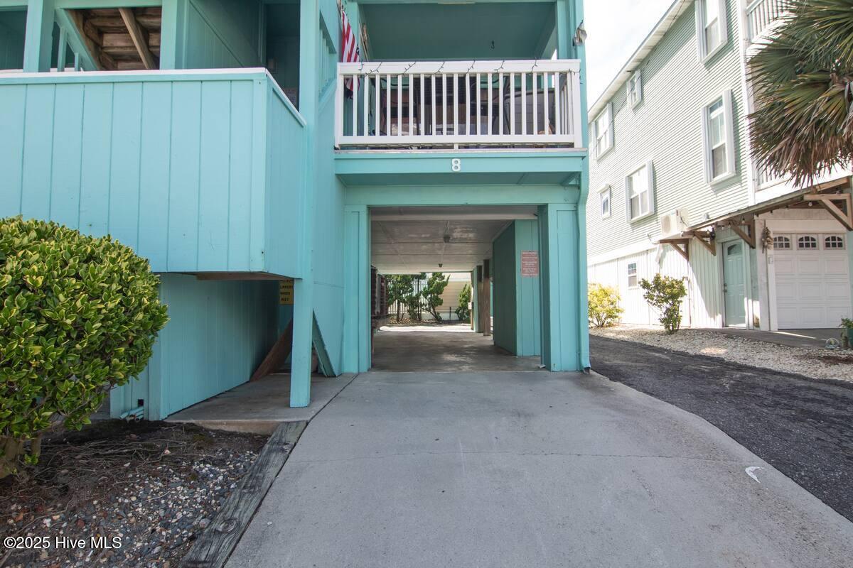 100570277 | Photo 17