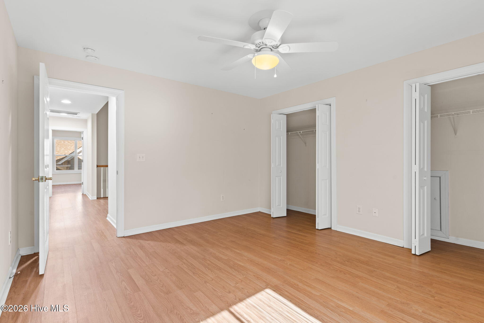 100551669 | Photo 46