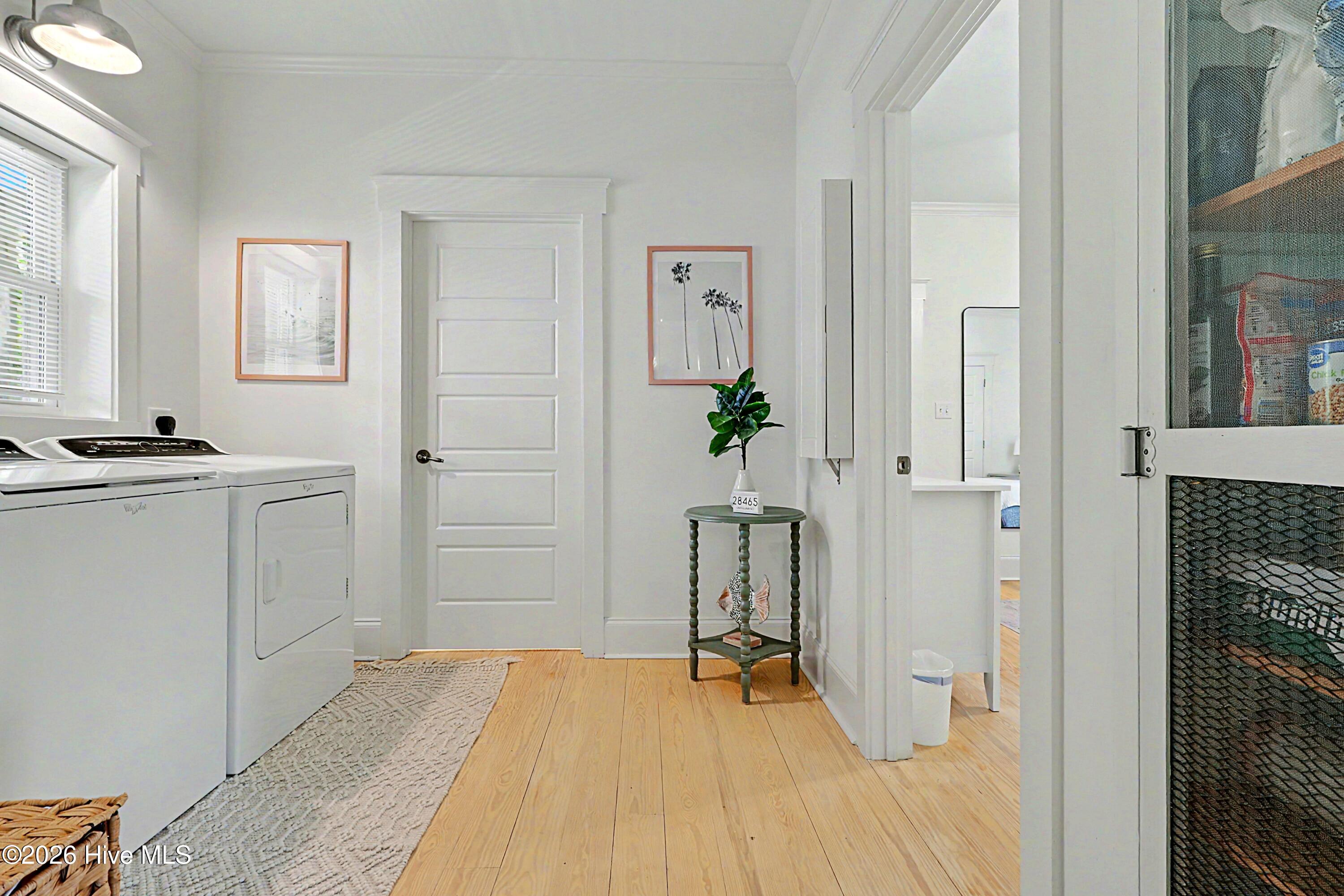 100566458 | Photo 28