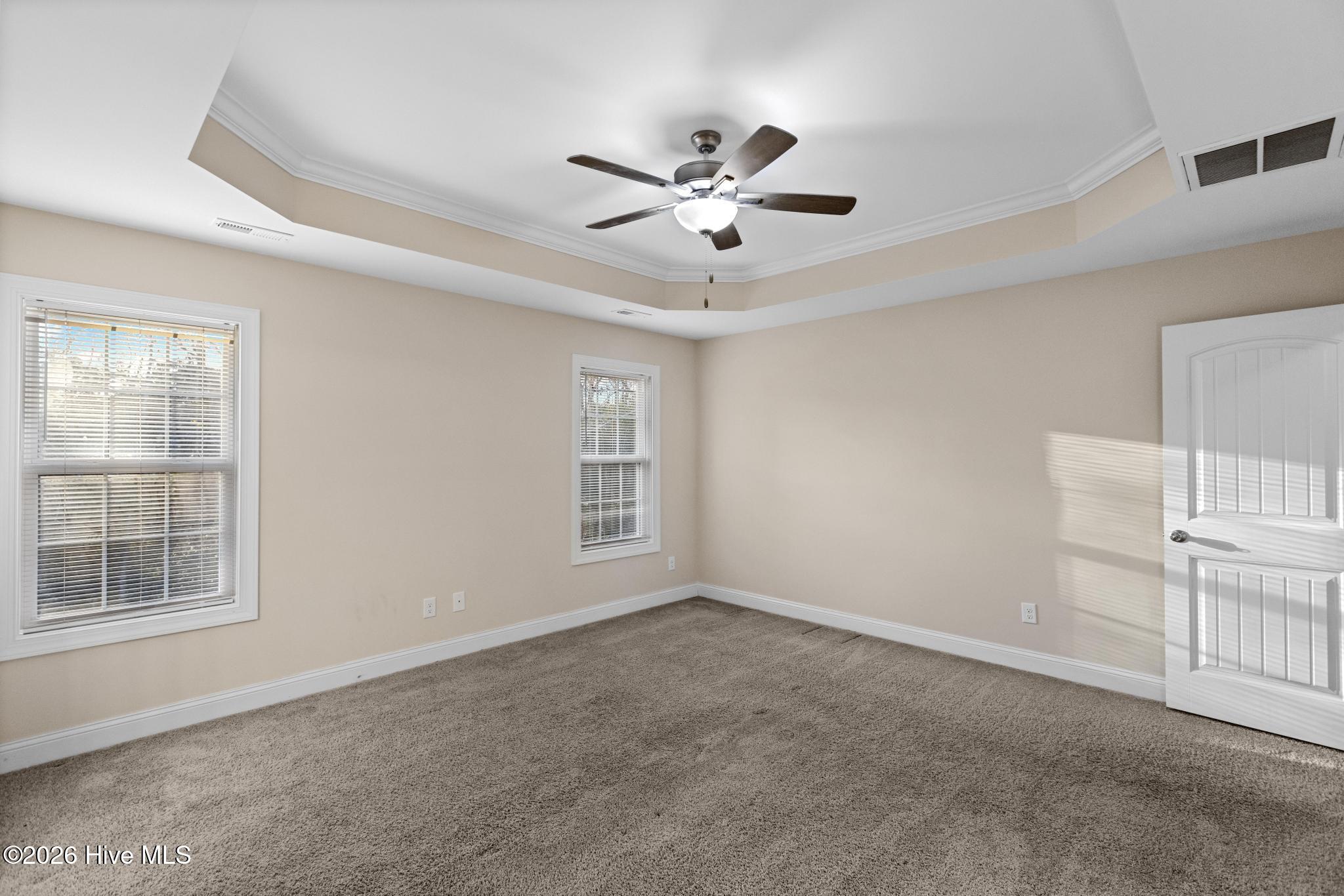 100560656 | Photo 19