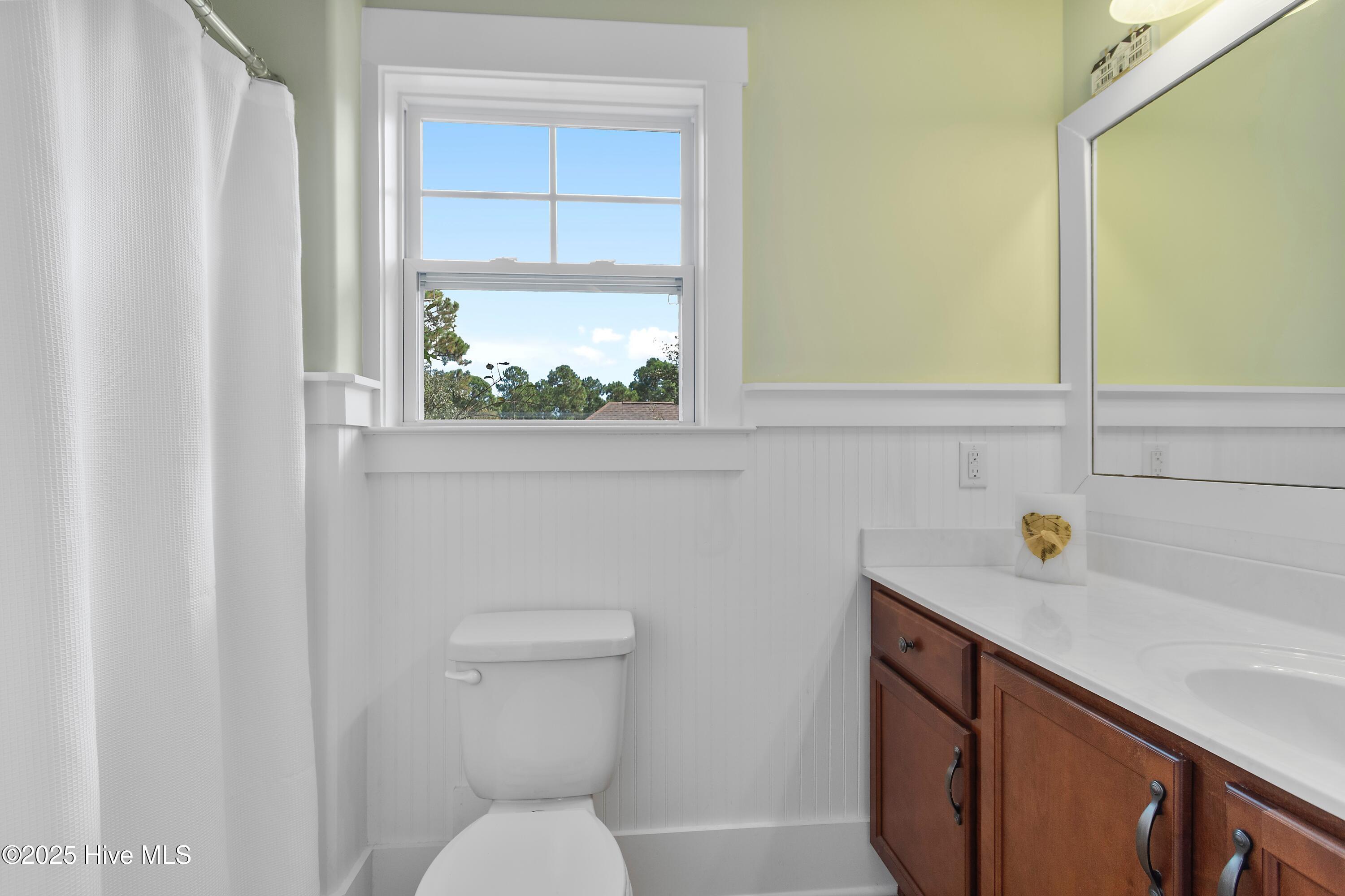 100534915 | Photo 33