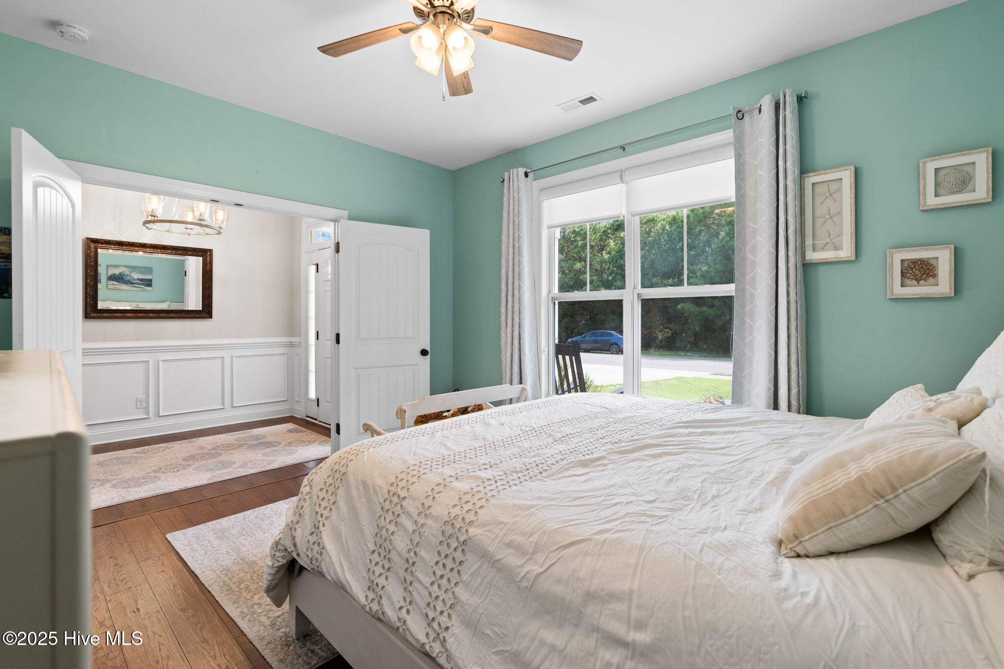 100521115 | Photo 10