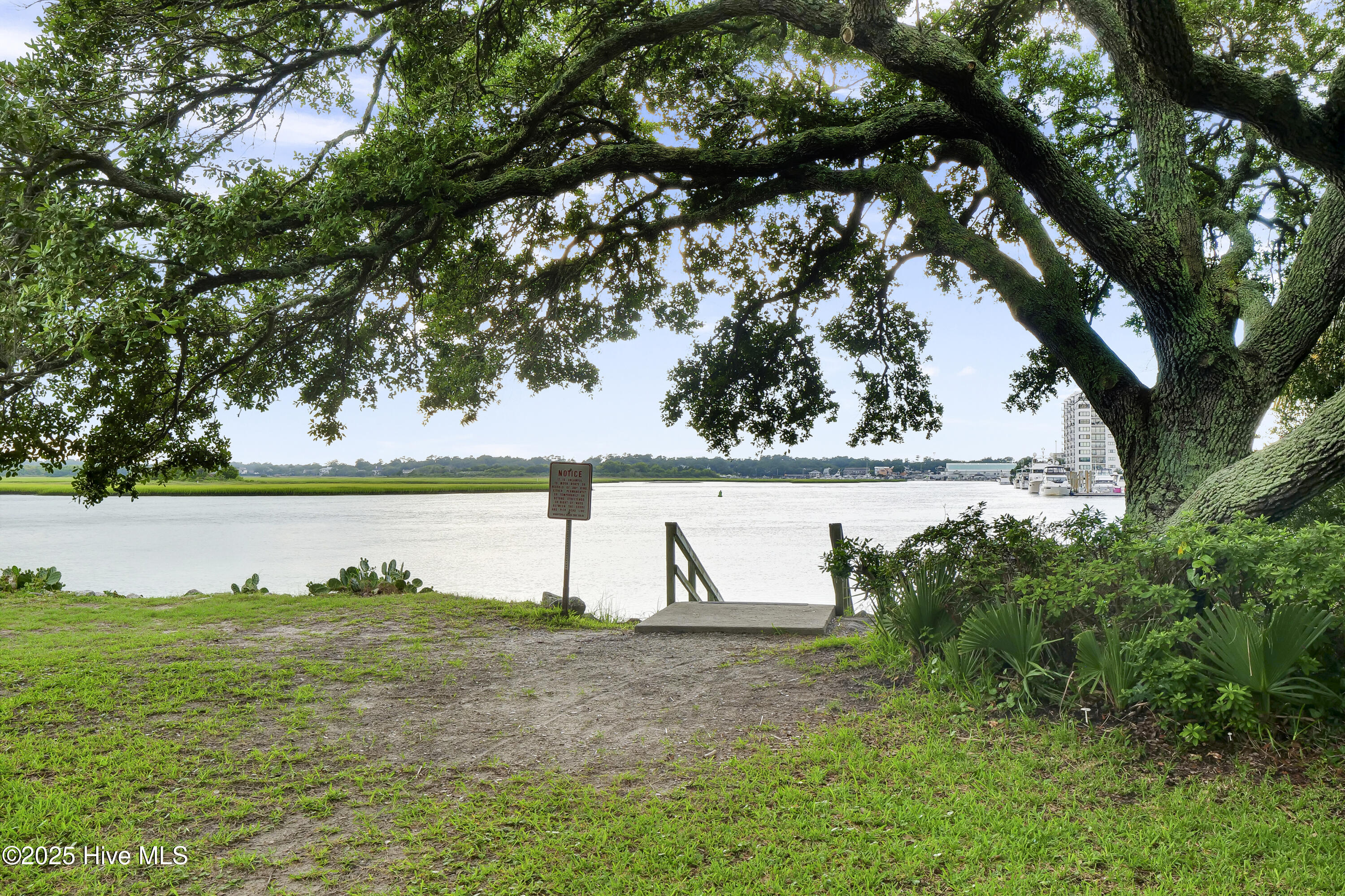 23 Island Drive (38)