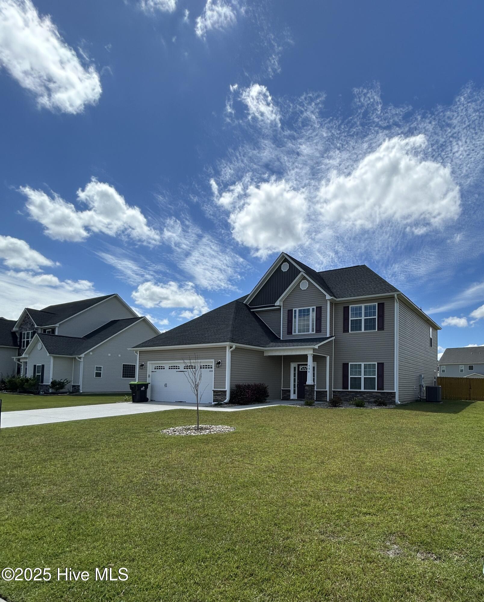 100528484 | Photo 56