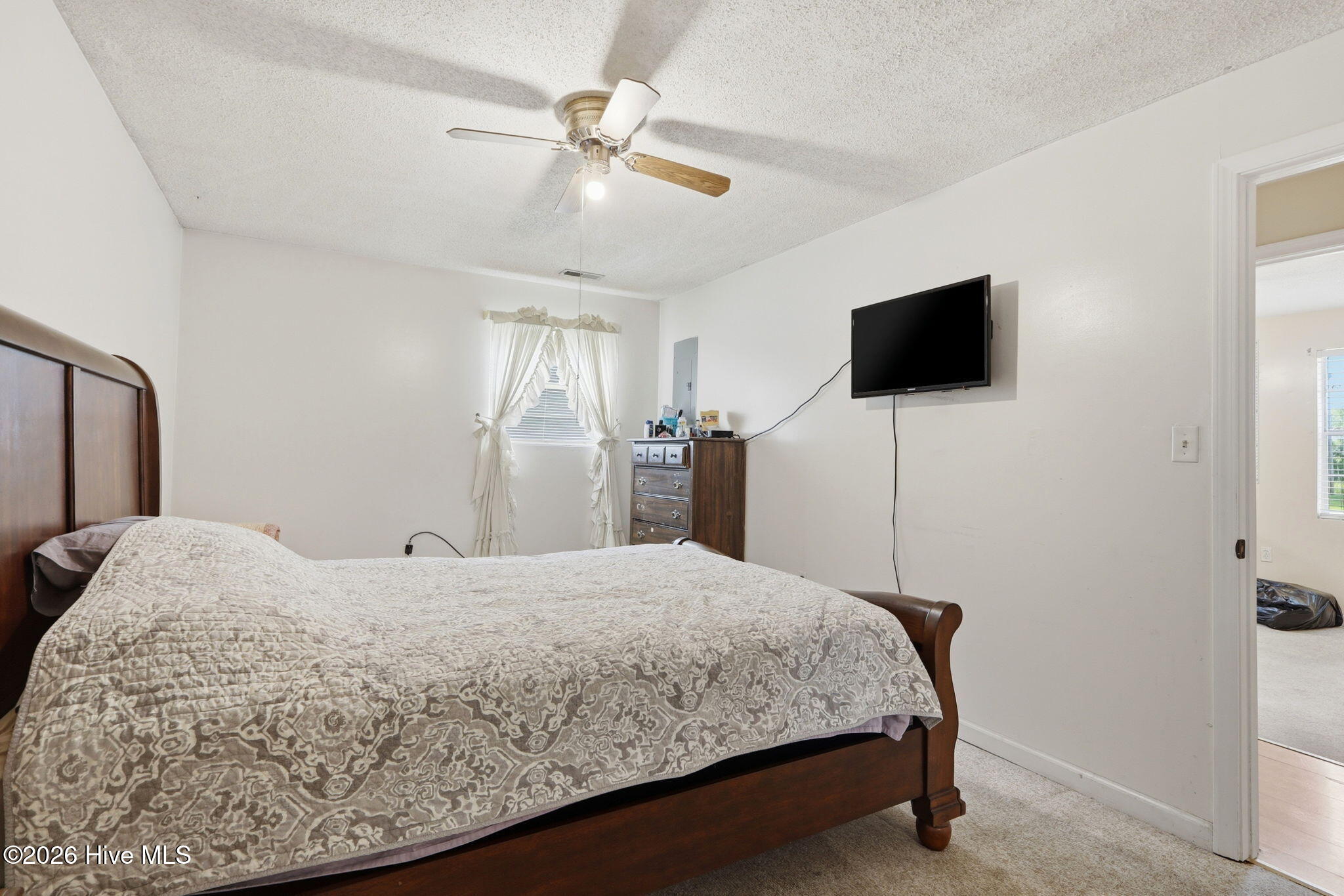 284 Laurel 