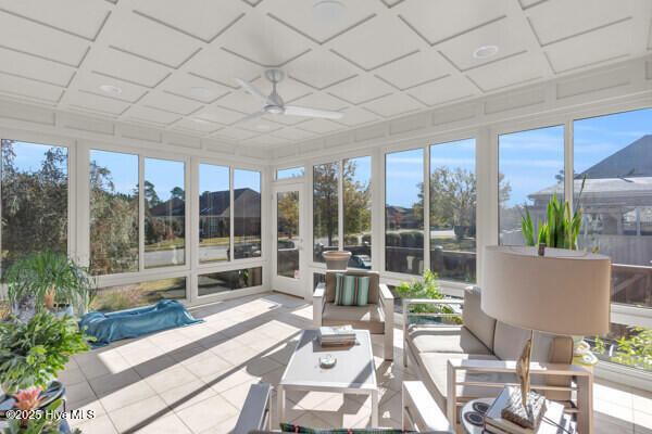 100543006 | Photo 32