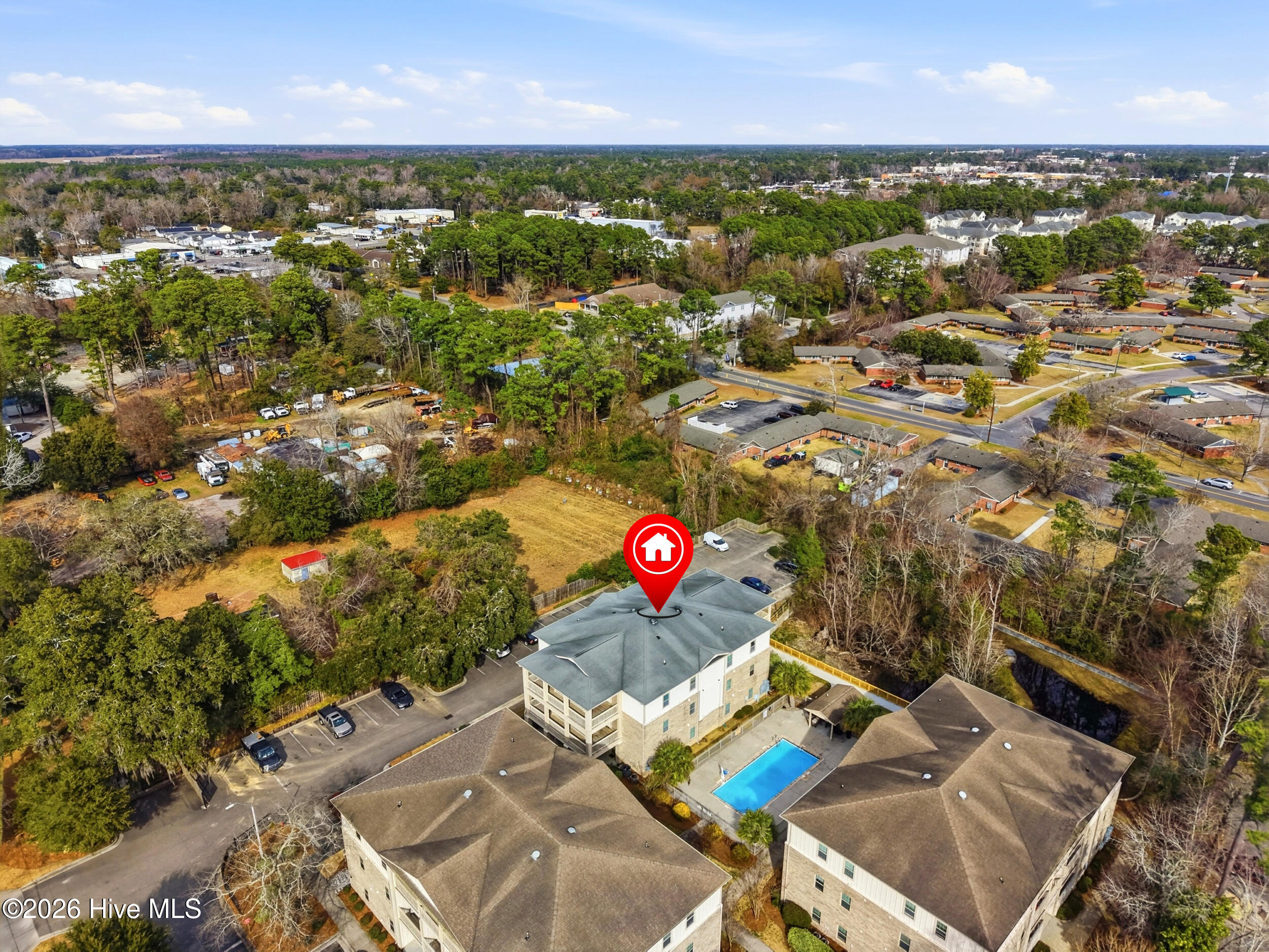 100556512 | Photo 30