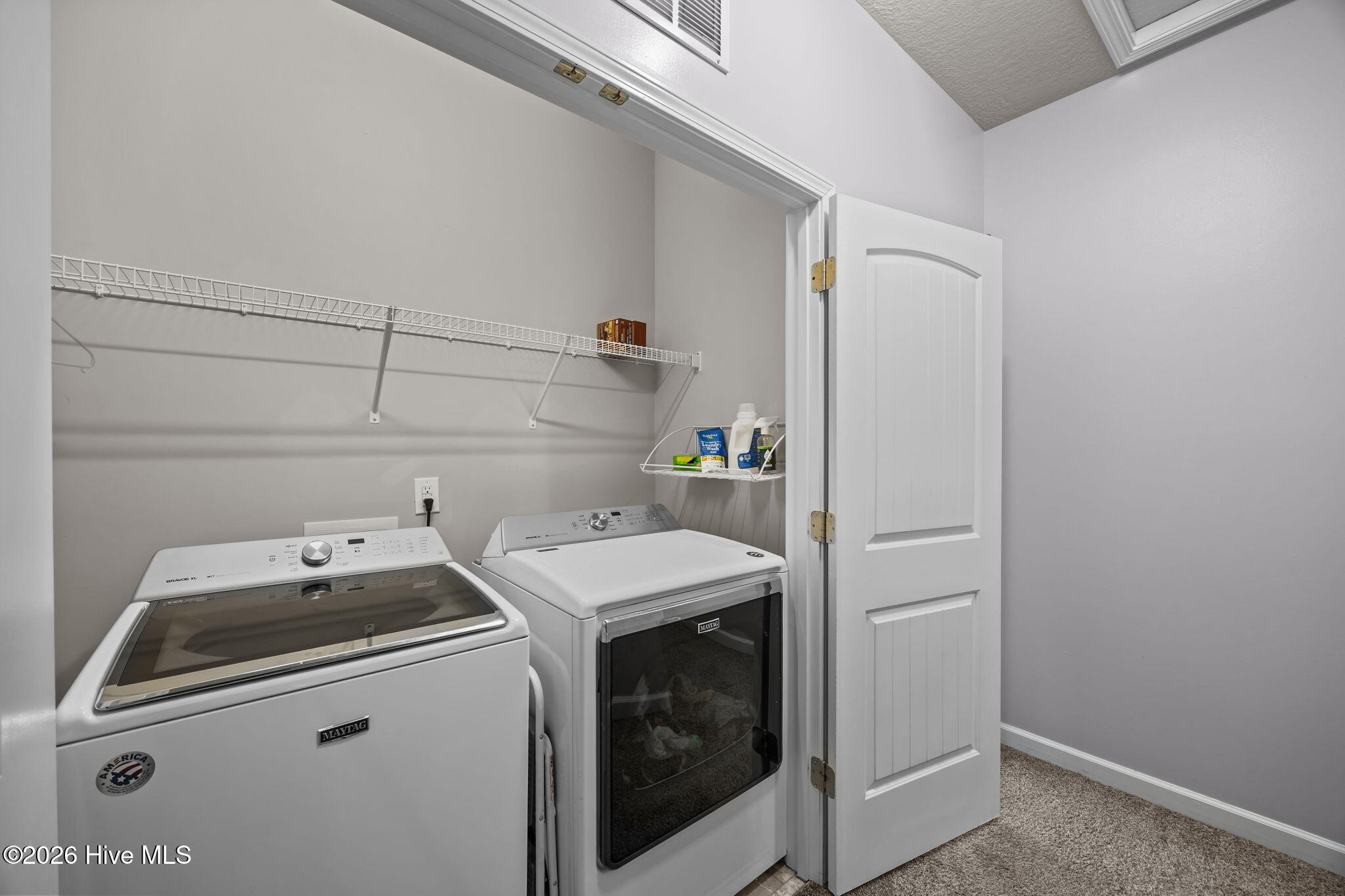 100556762 | Photo 26