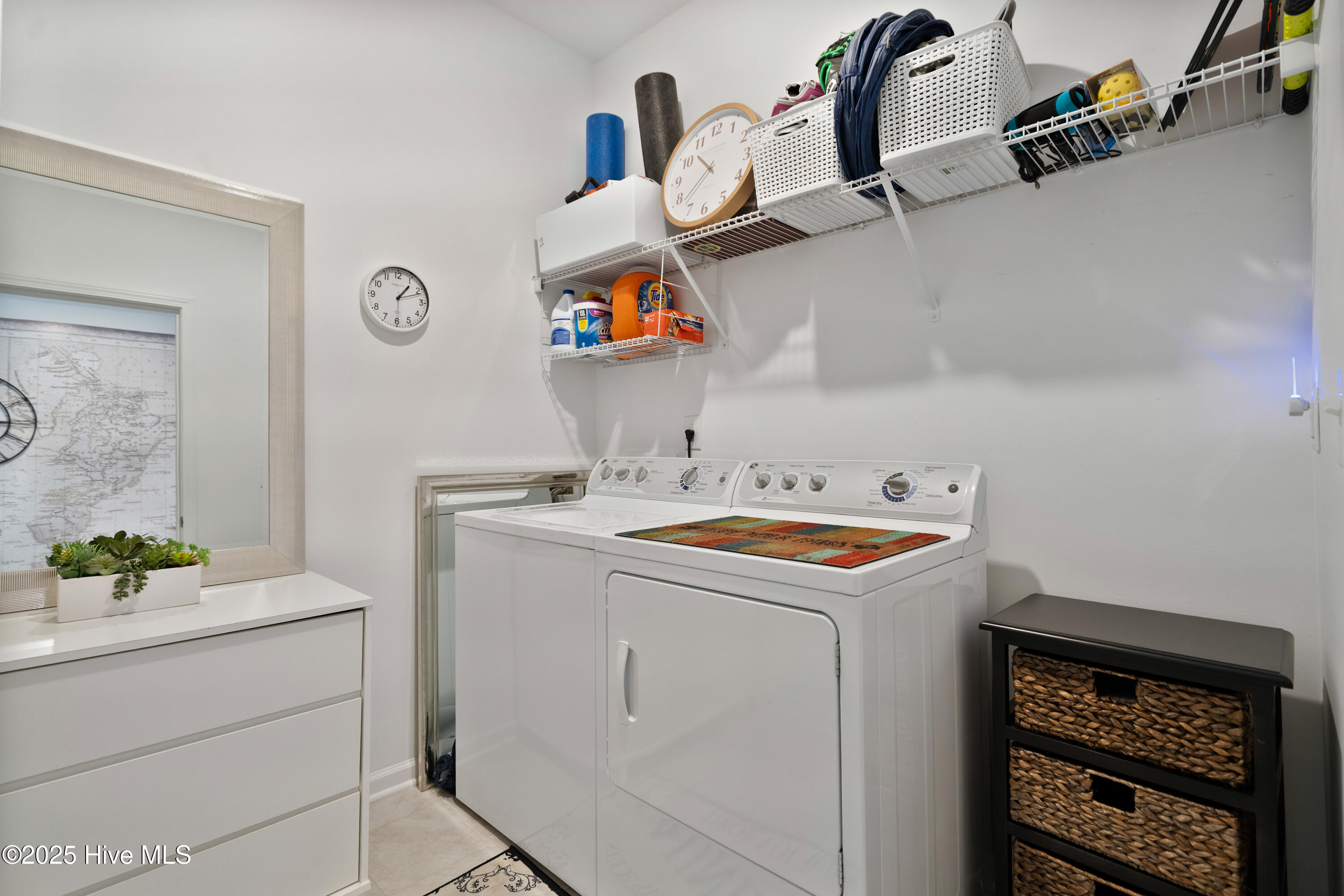 100541671 | Photo 43