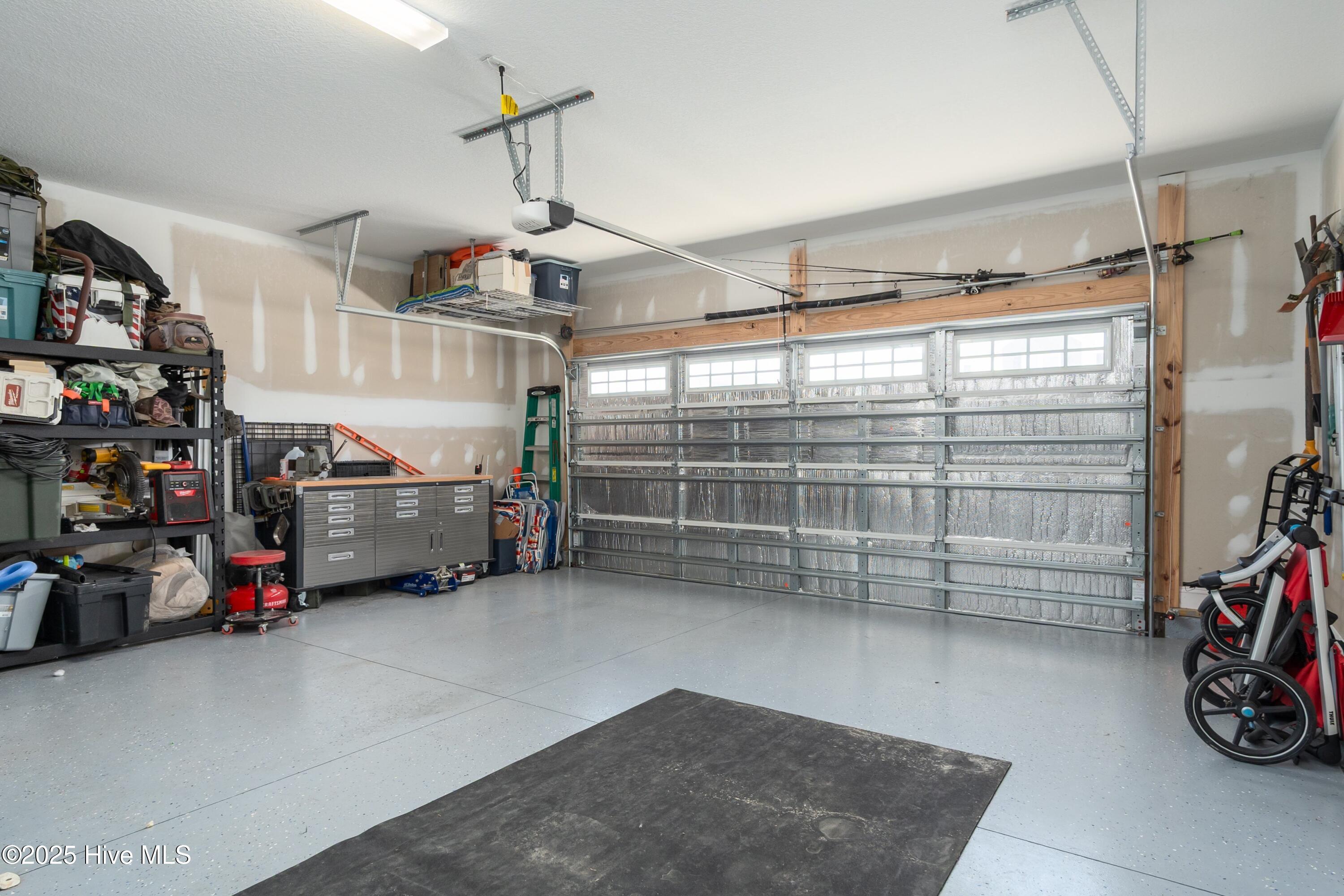 100502519 | Photo 42