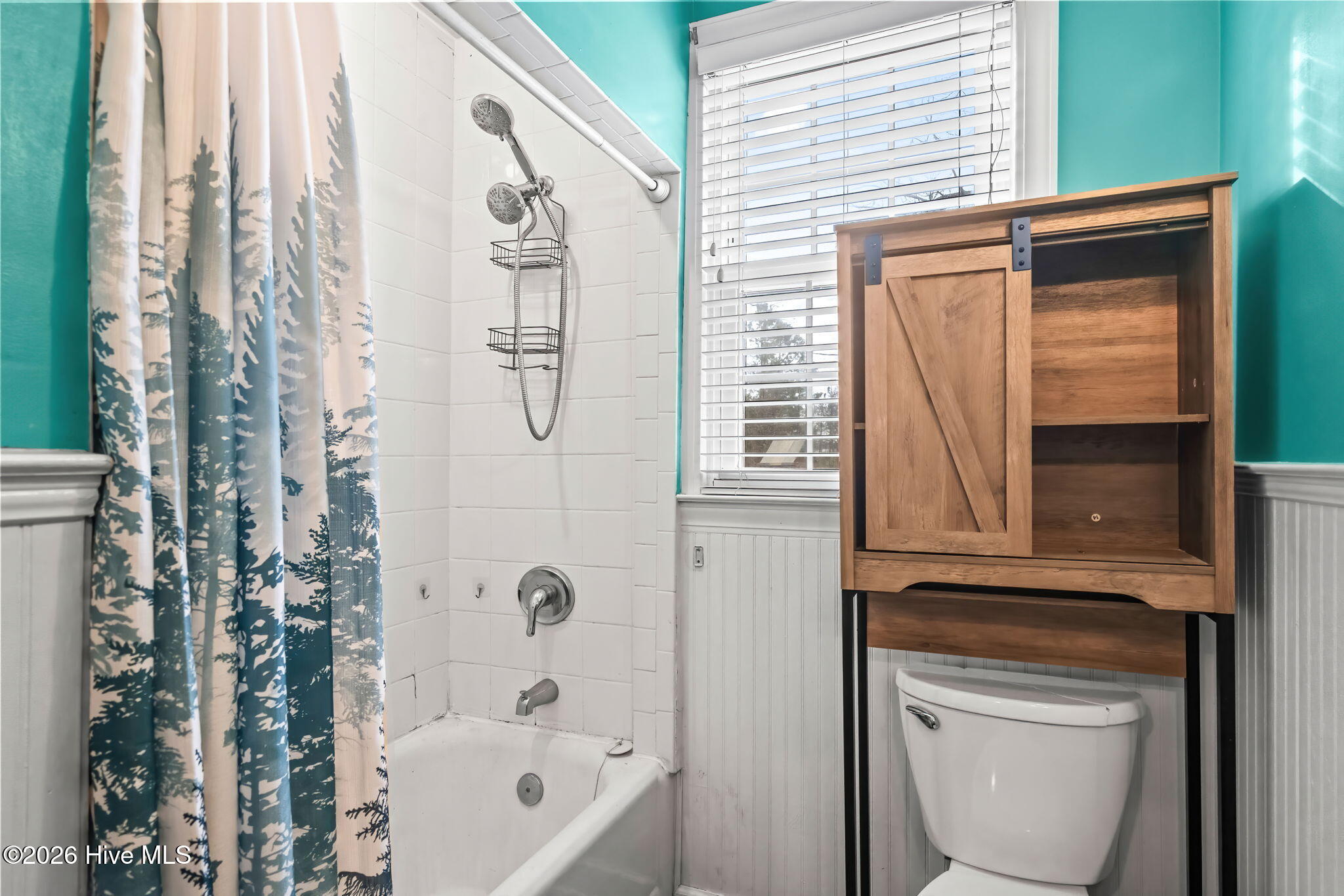 100549588 | Photo 31