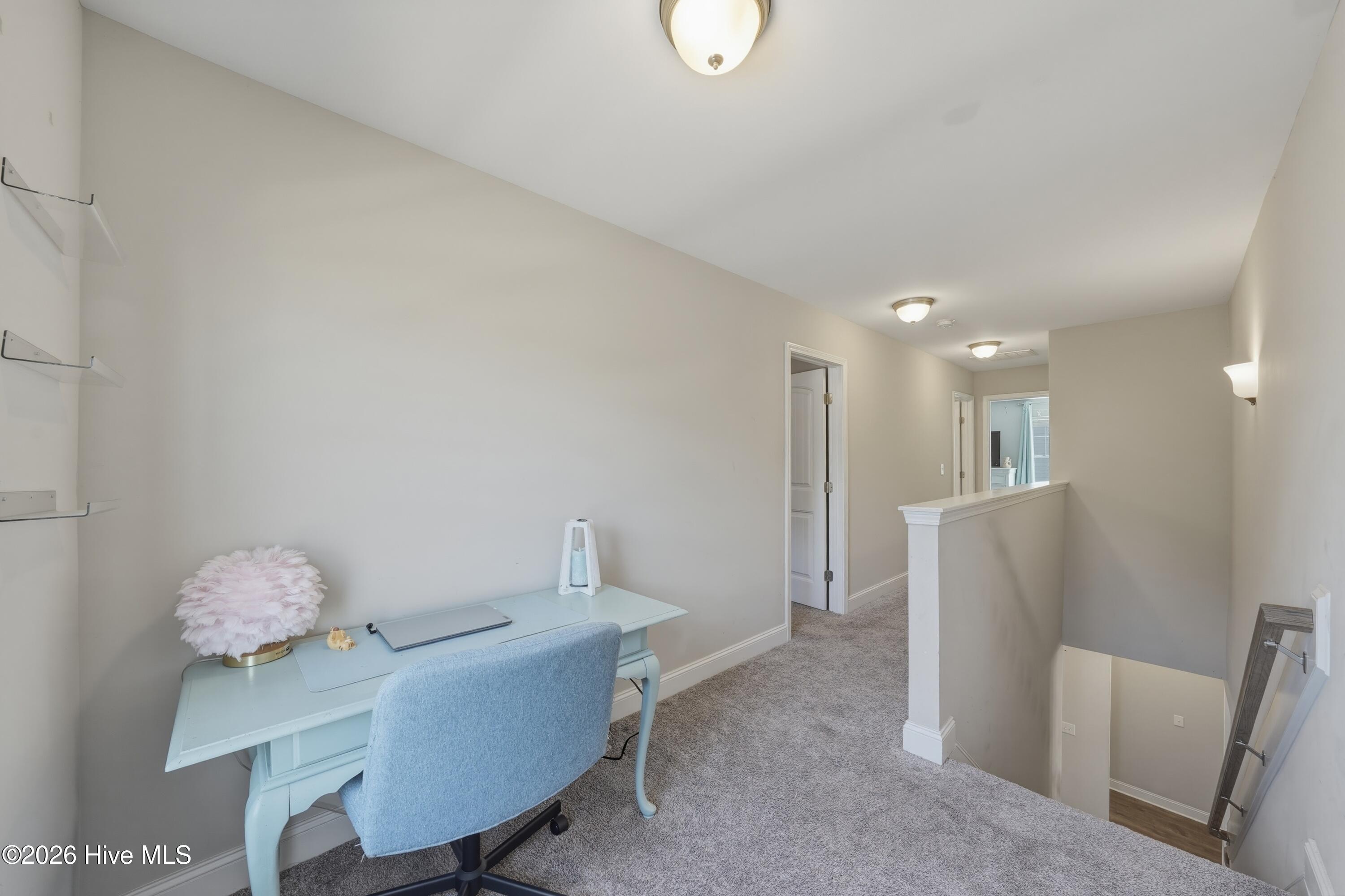 100557354 | Photo 52