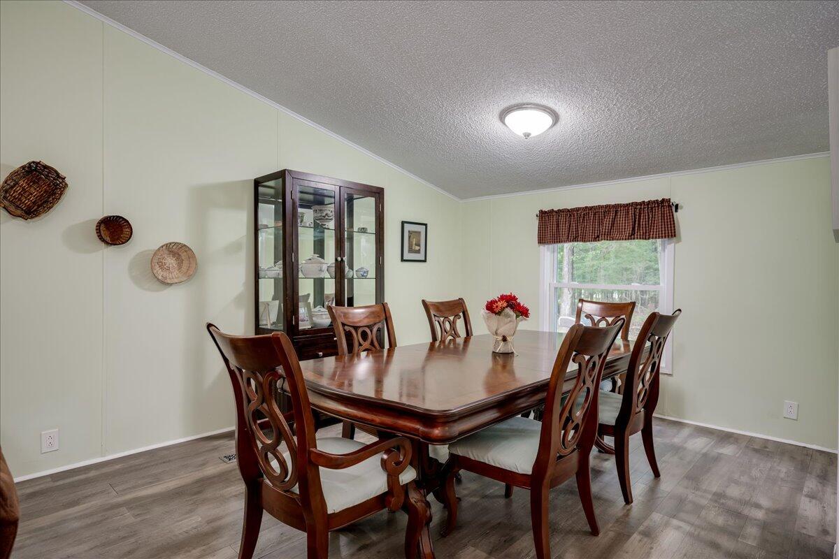 1755 Comanche Circle